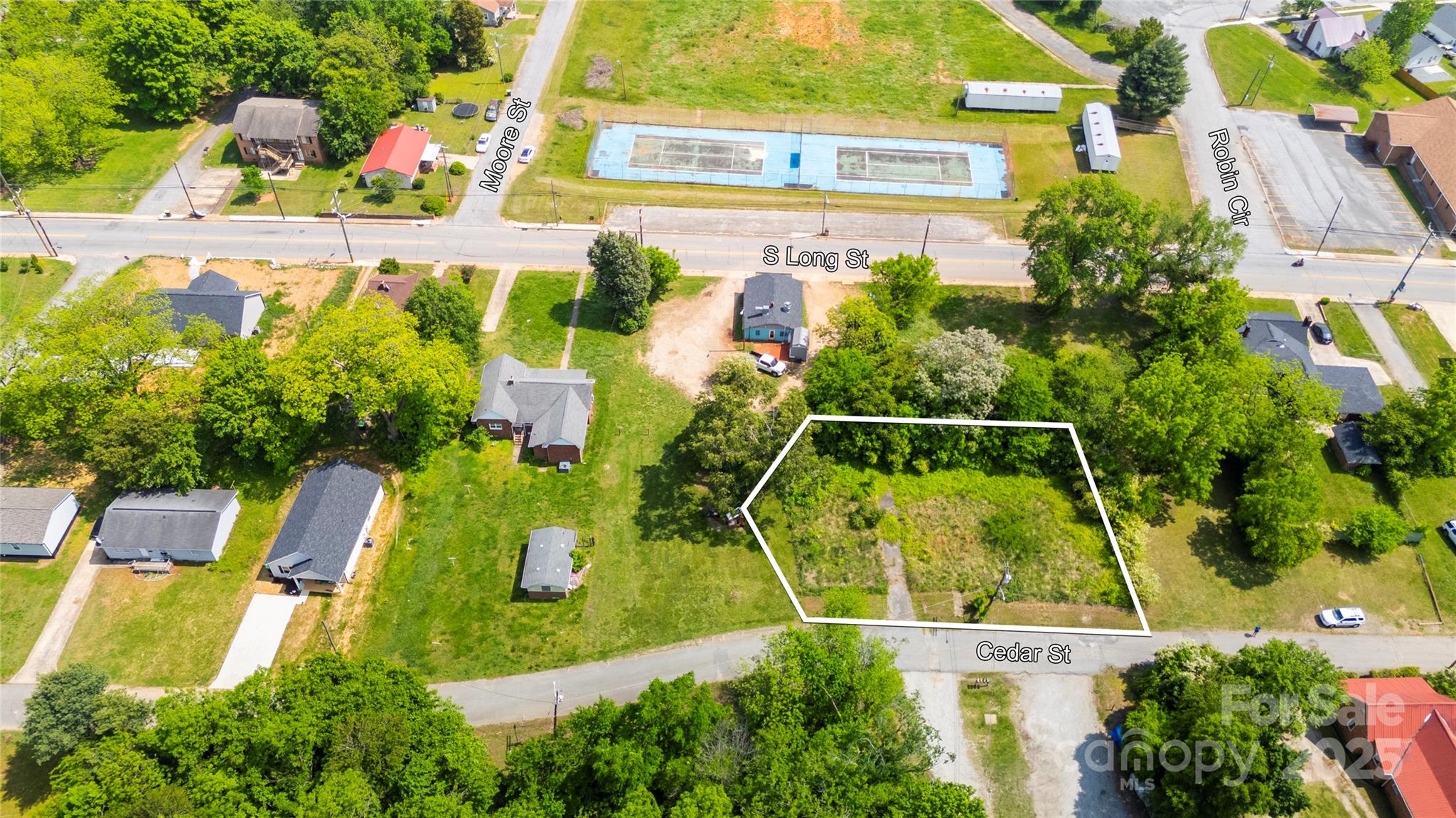 815 Cedar Street Property Photo