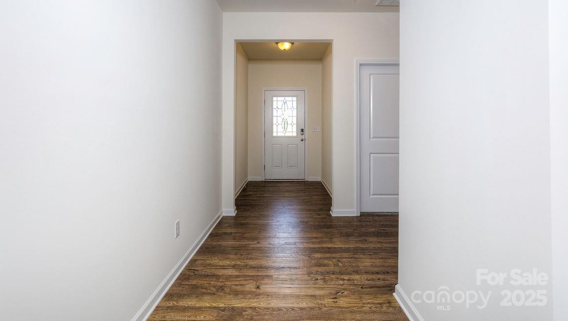 5523 Pamplona Way Property Photo 6