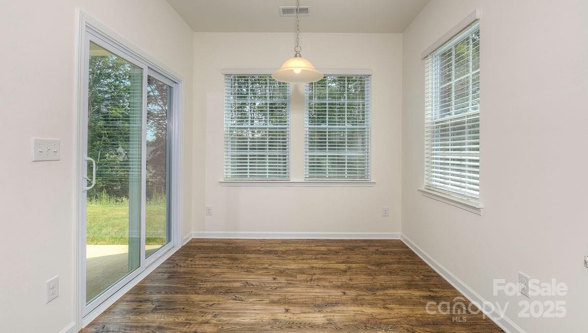 5523 Pamplona Way Property Photo 12