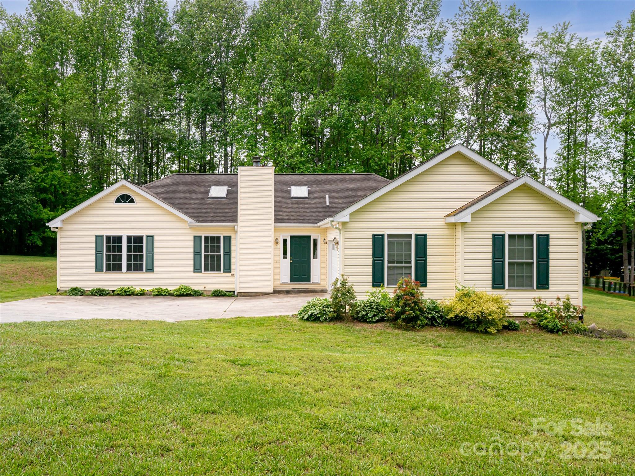 88 Star Point Drive Property Photo 2