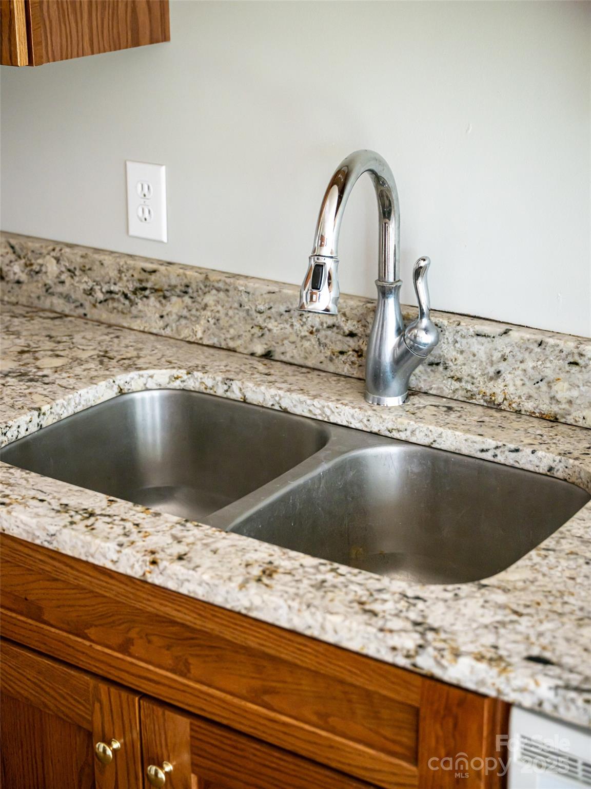 88 Star Point Drive Property Photo 14