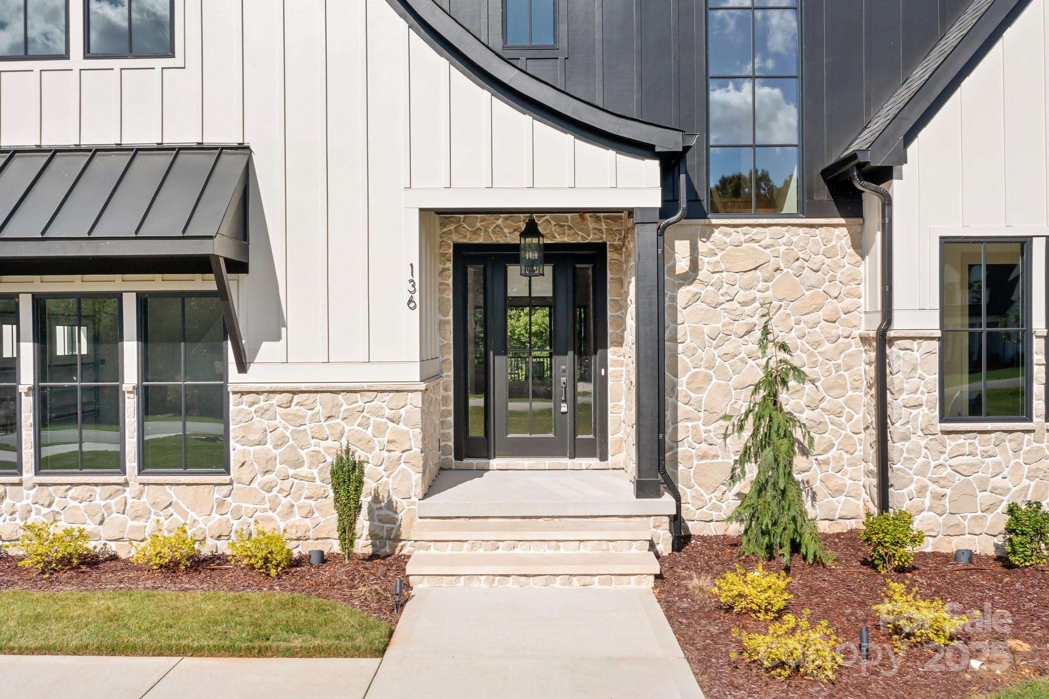 136 Castleview Lane Property Photo 2