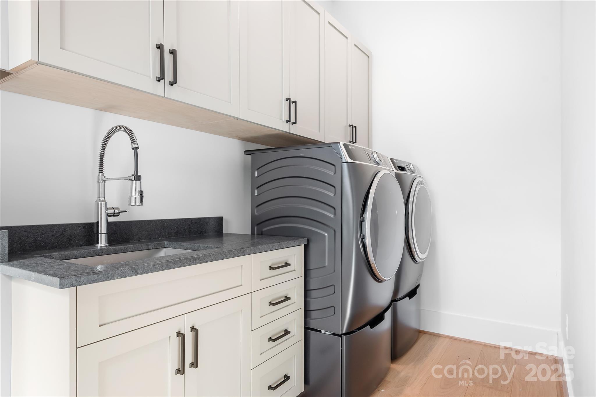 136 Castleview Lane Property Photo 16