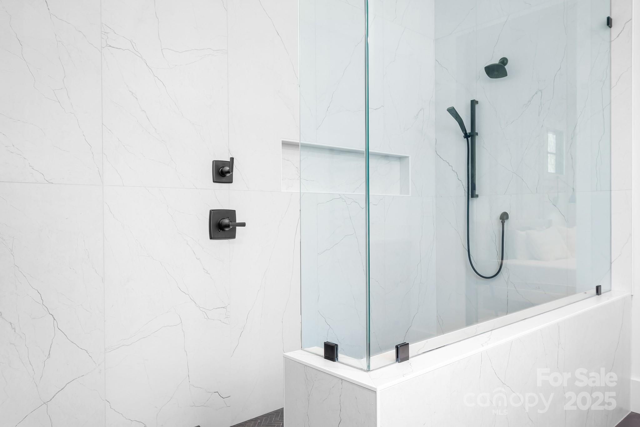 136 Castleview Lane Property Photo 20