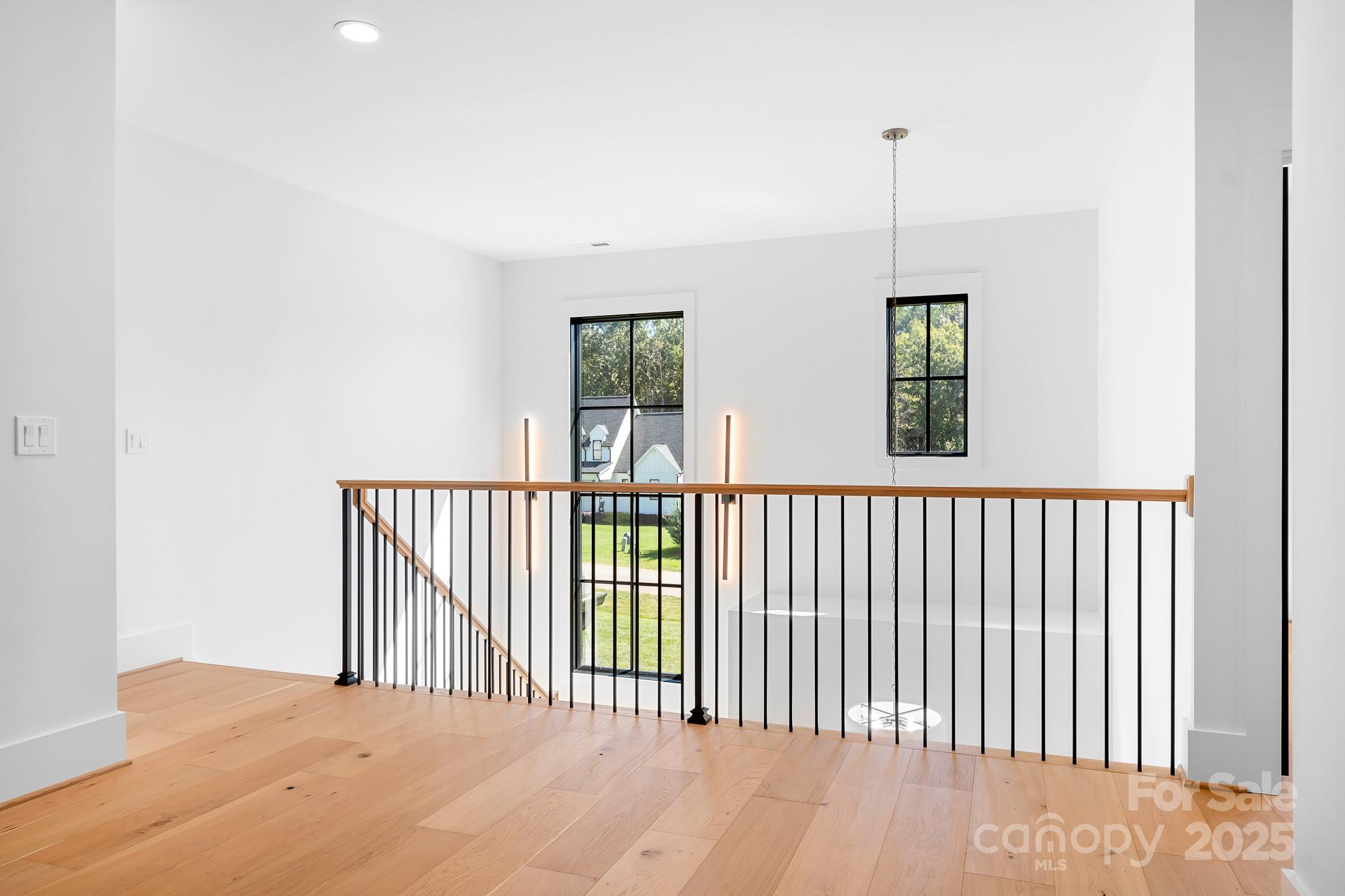 136 Castleview Lane Property Photo 23