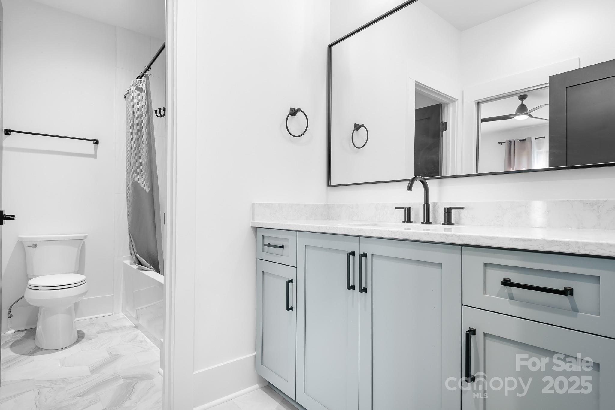 136 Castleview Lane Property Photo 25