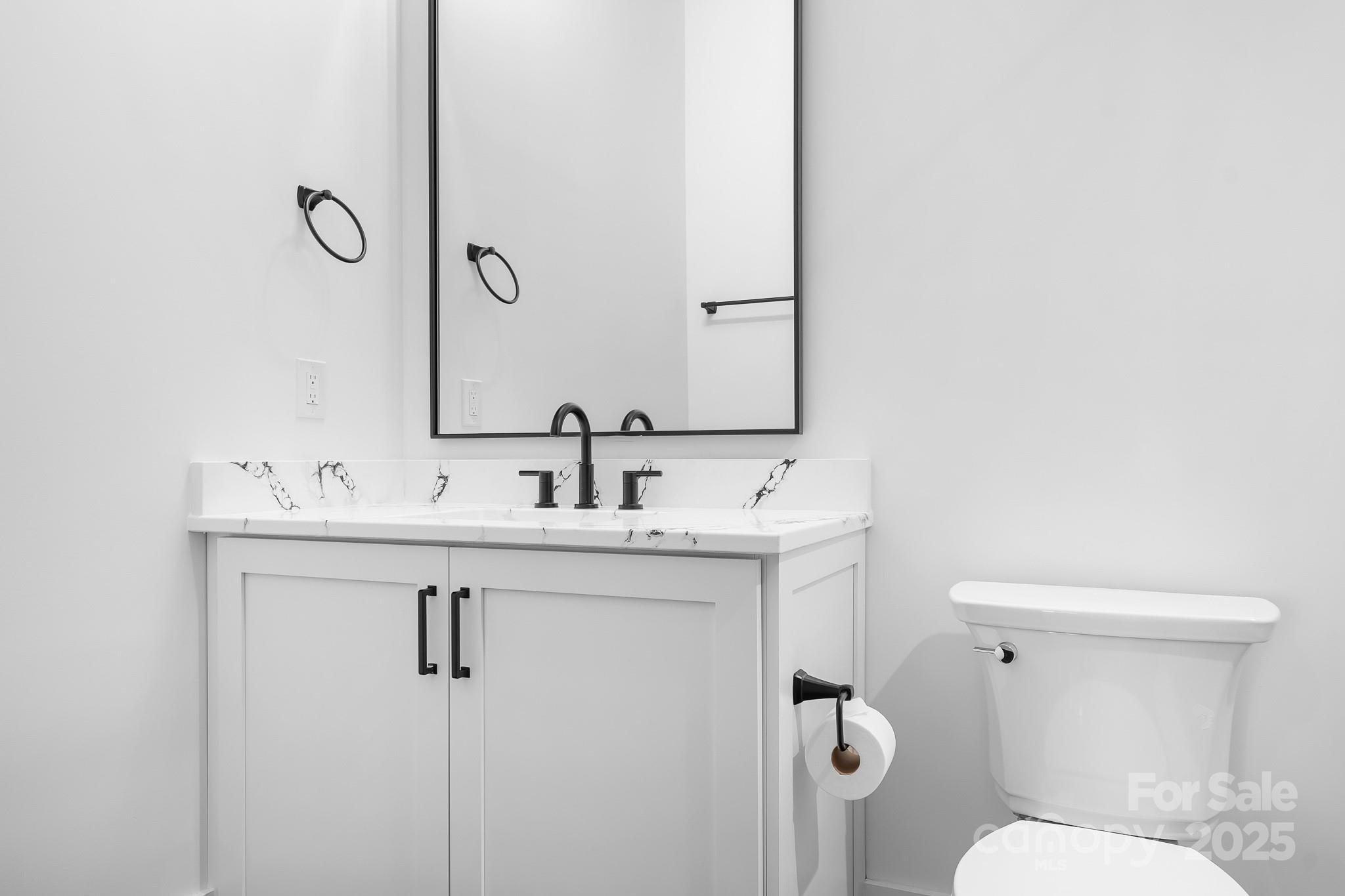 136 Castleview Lane Property Photo 29