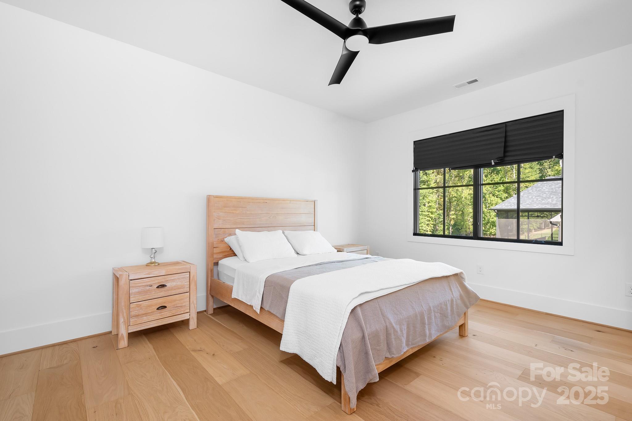 136 Castleview Lane Property Photo 30