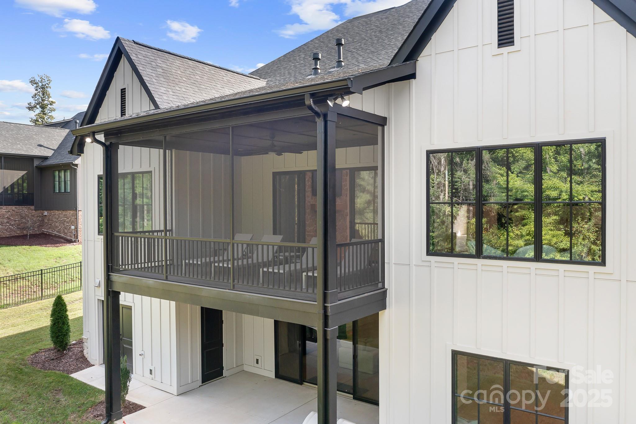 136 Castleview Lane Property Photo 42