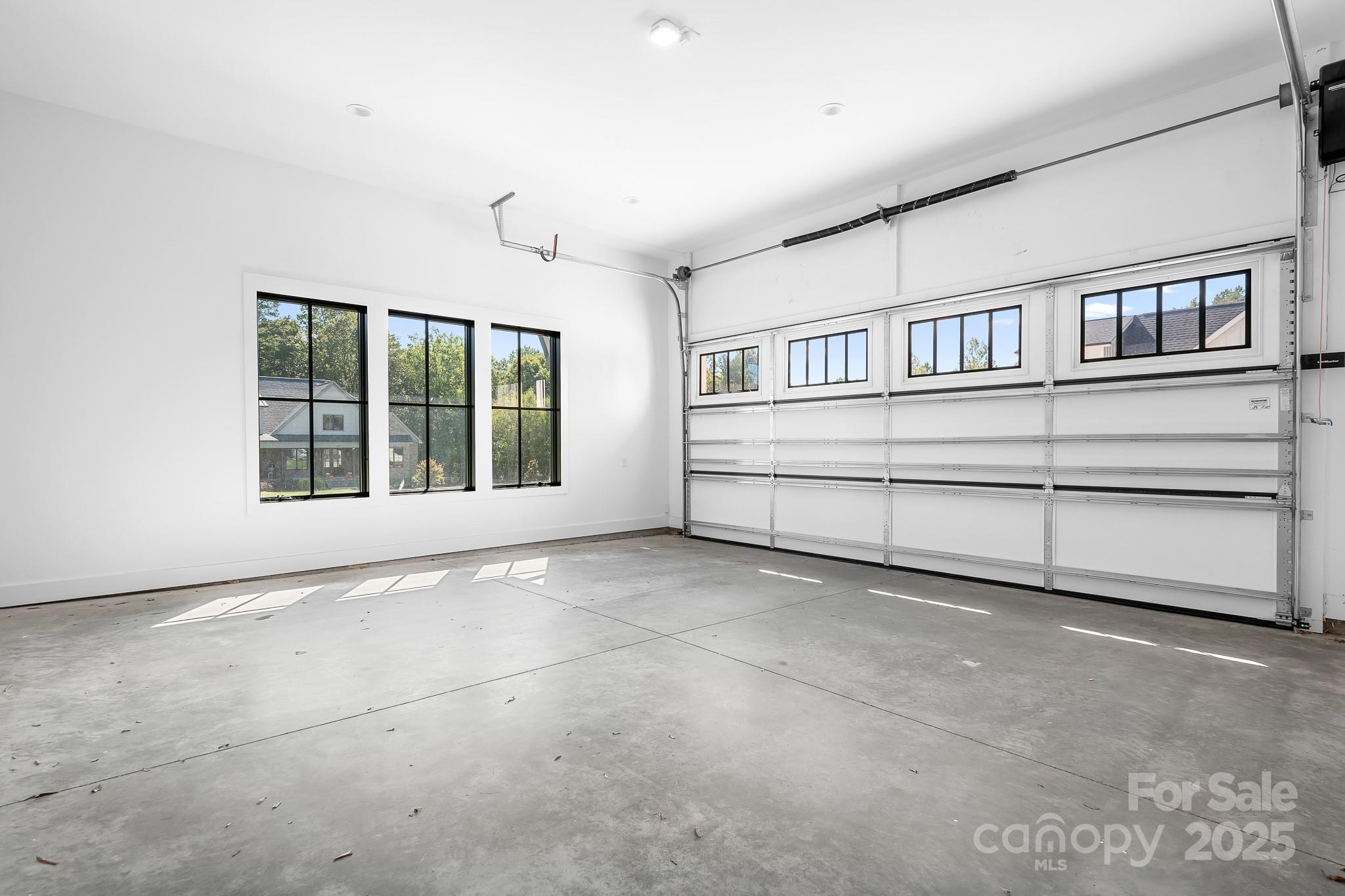 136 Castleview Lane Property Photo 47