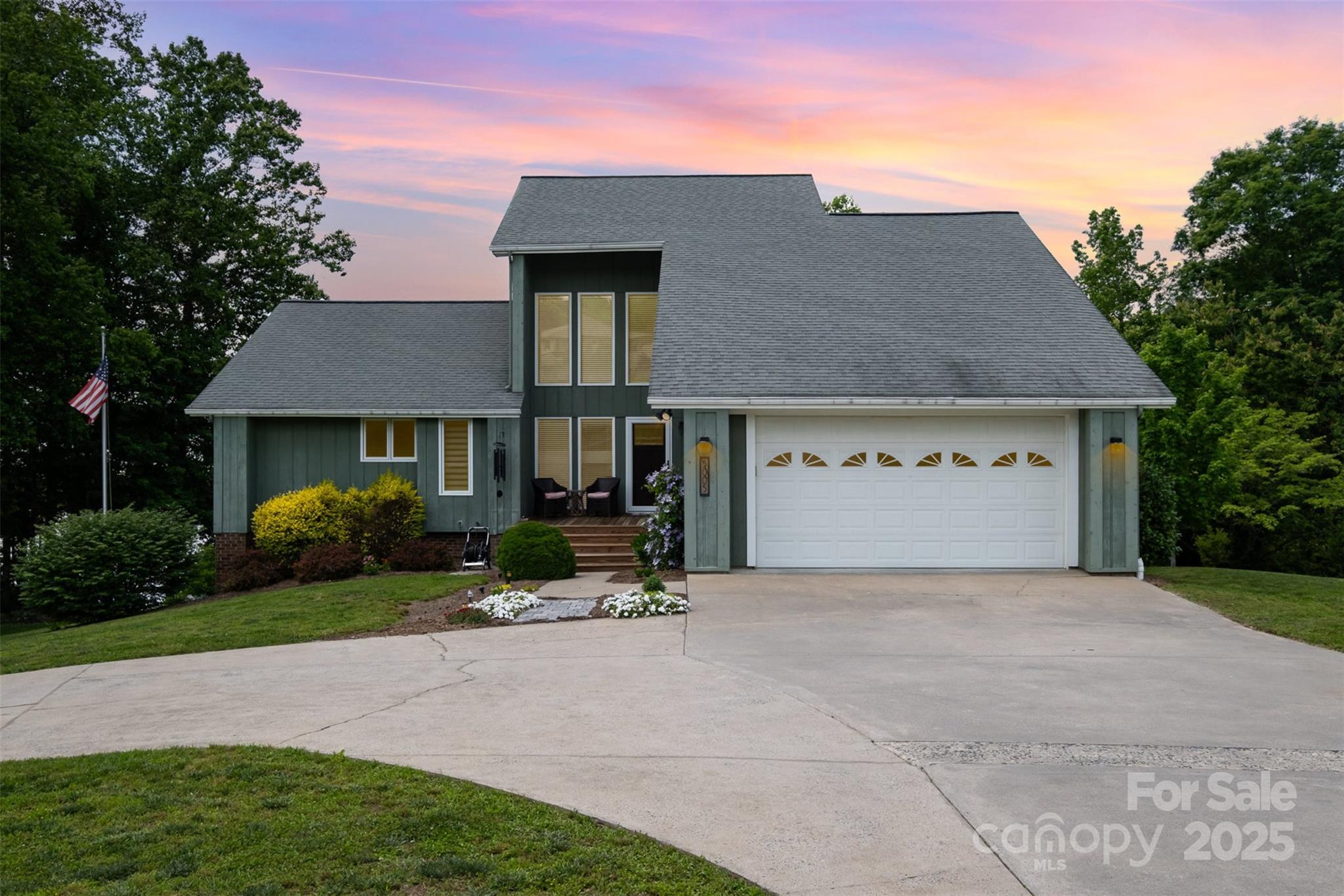 3005 Vernell Lane Property Photo 1