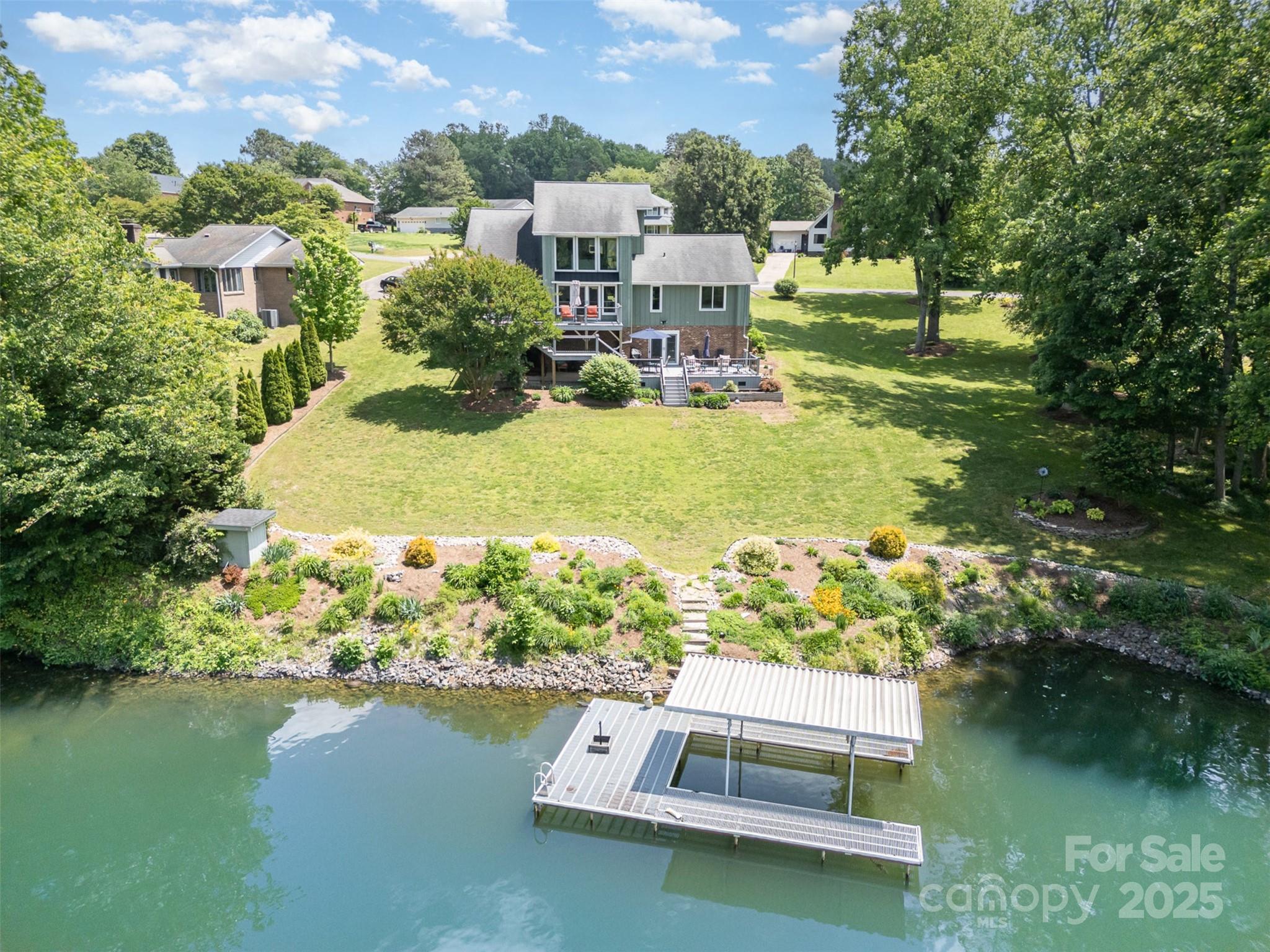 3005 Vernell Lane Property Photo 4