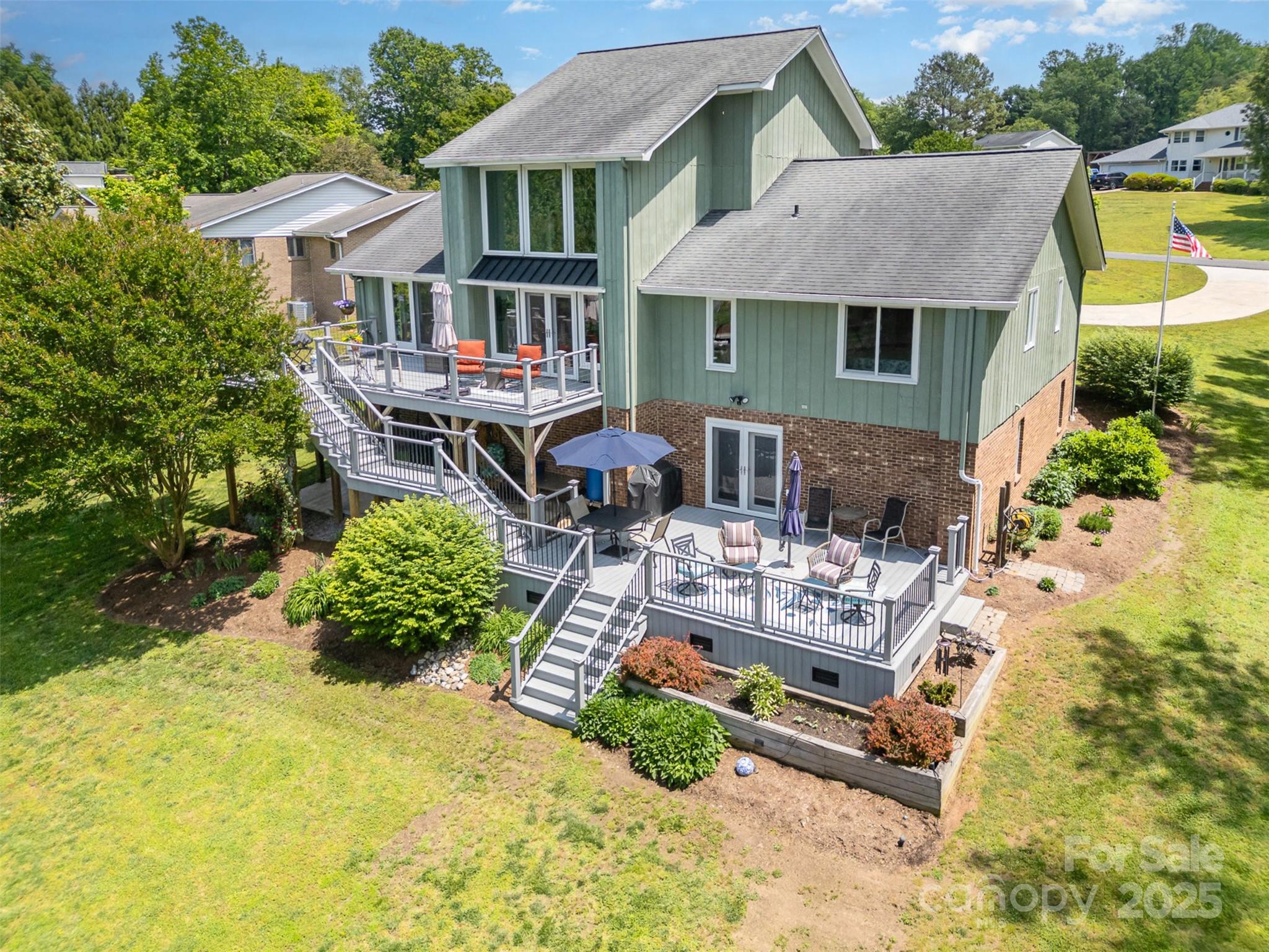 3005 Vernell Lane Property Photo 5