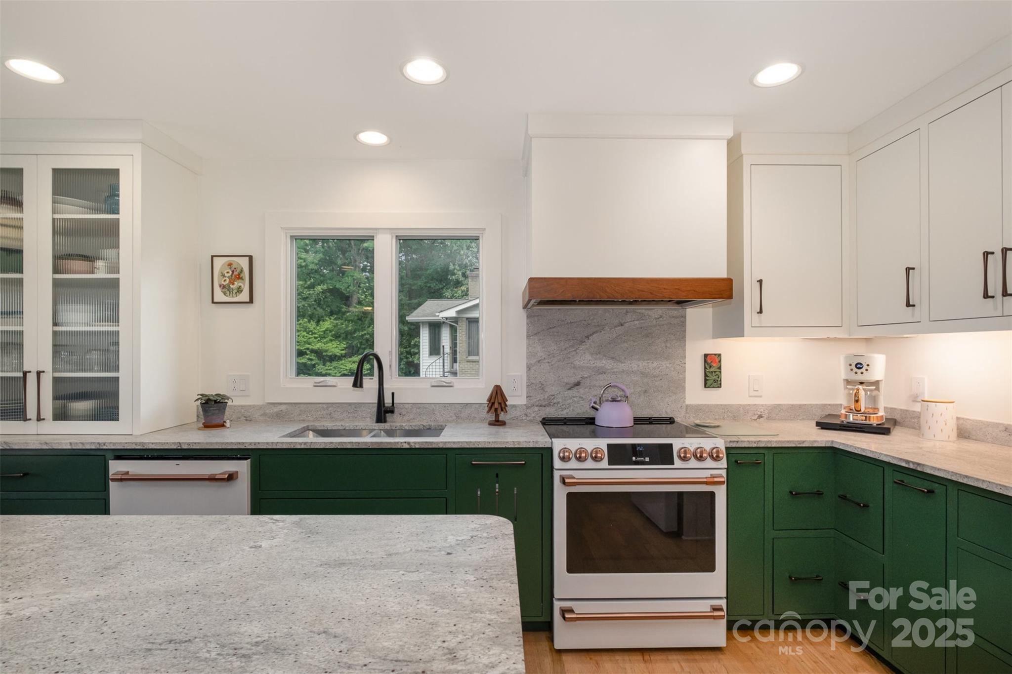 3005 Vernell Lane Property Photo 15