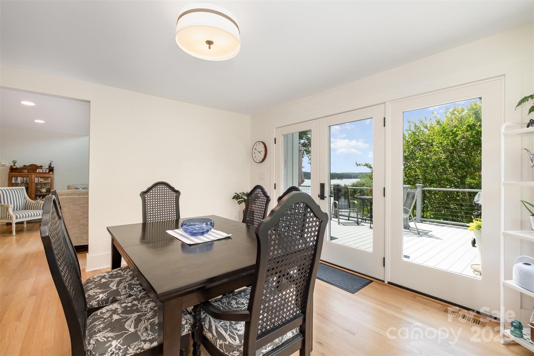 3005 Vernell Lane Property Photo 17