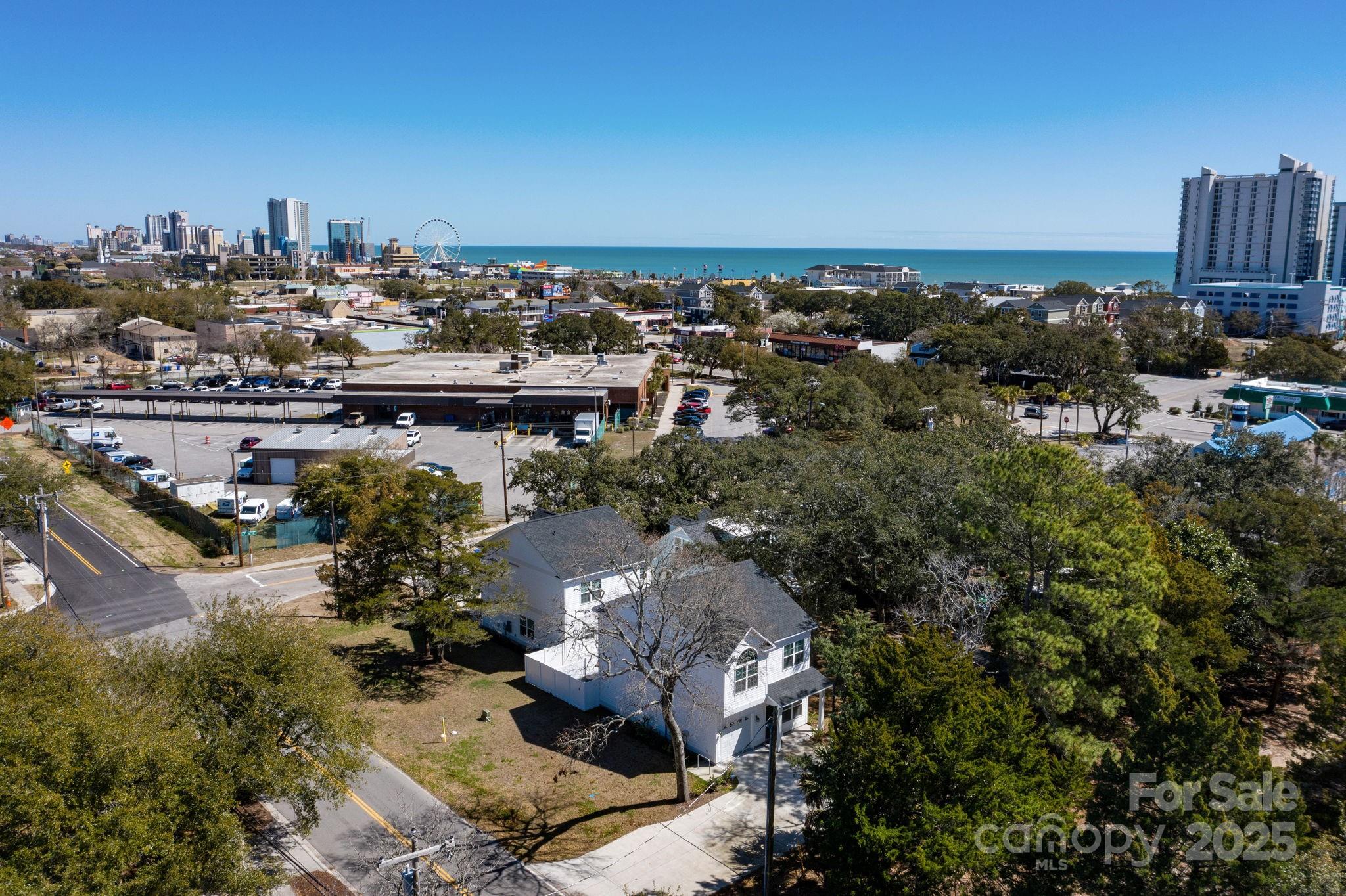 412 N Oak Street Property Photo 20