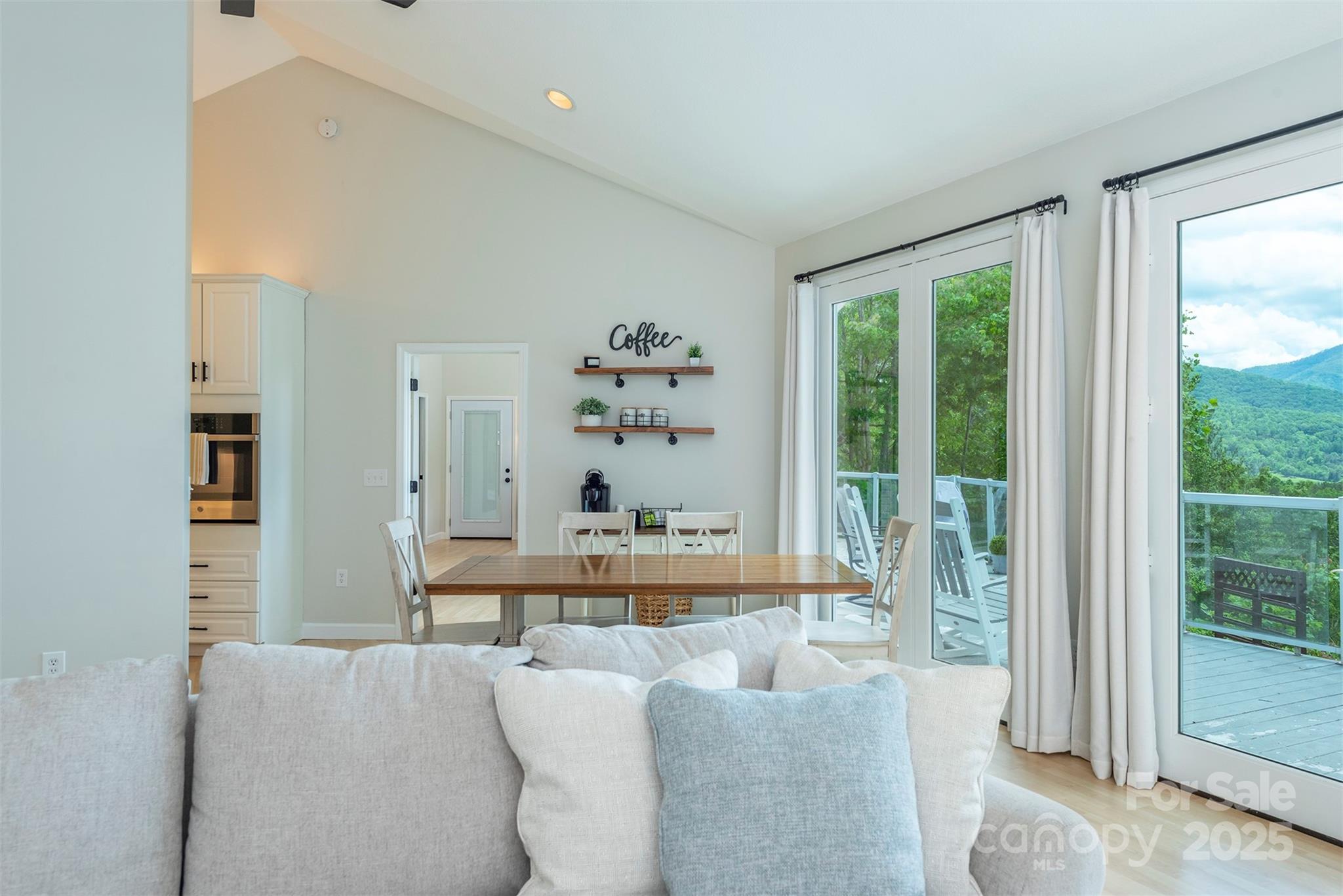 56 Great Horned Owl Road Property Photo 11