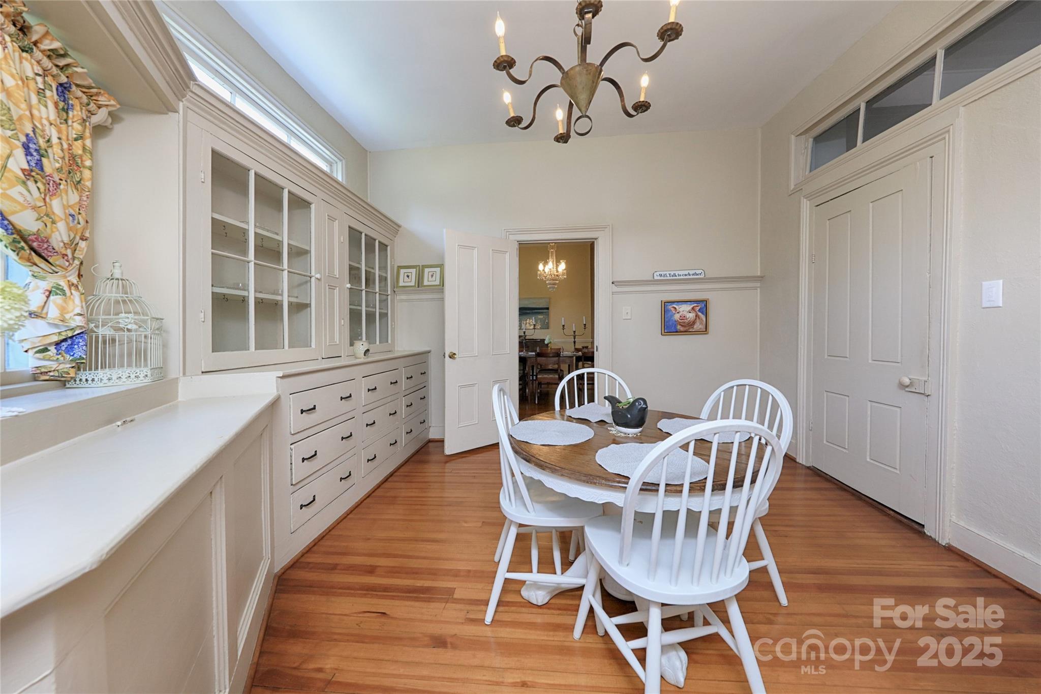 321 W Bank Street Property Photo 28