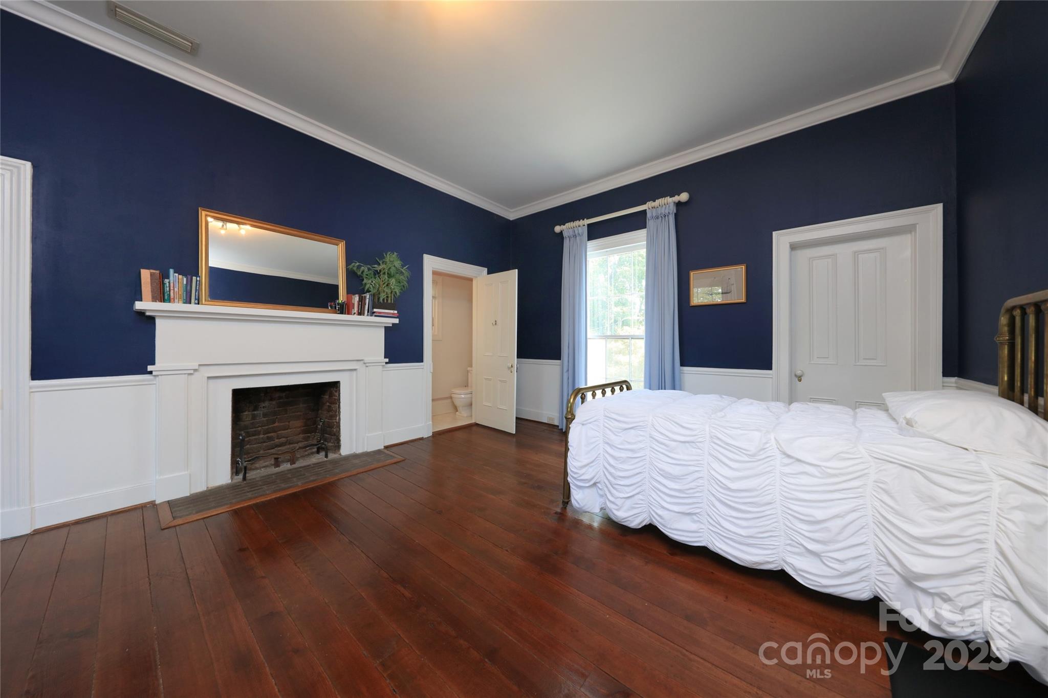 321 W Bank Street Property Photo 36
