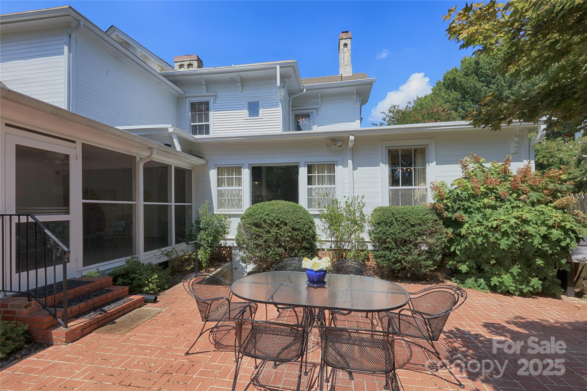 321 W Bank Street Property Photo 45