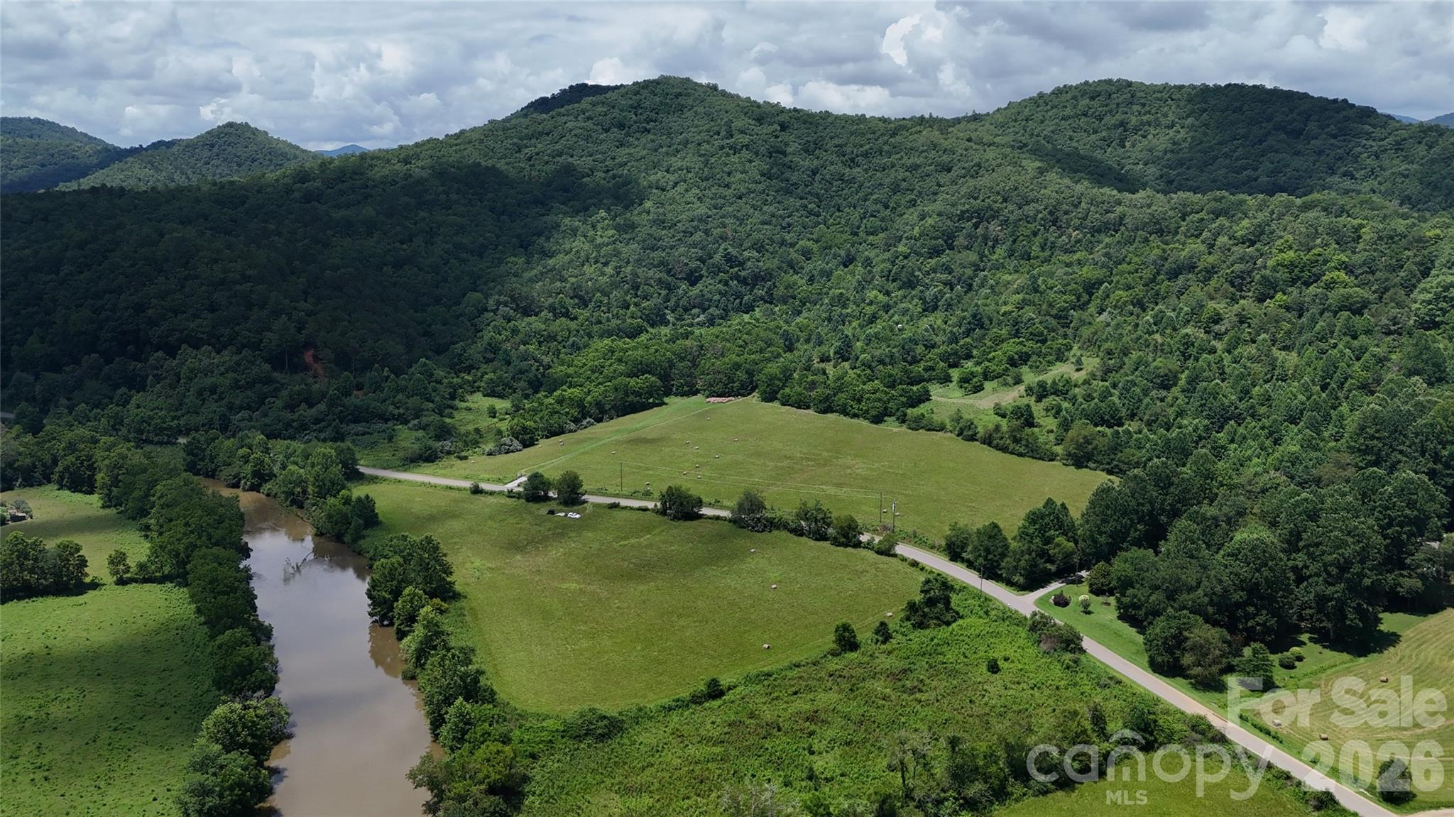 4136 Rose Creek Road Property Photo 2