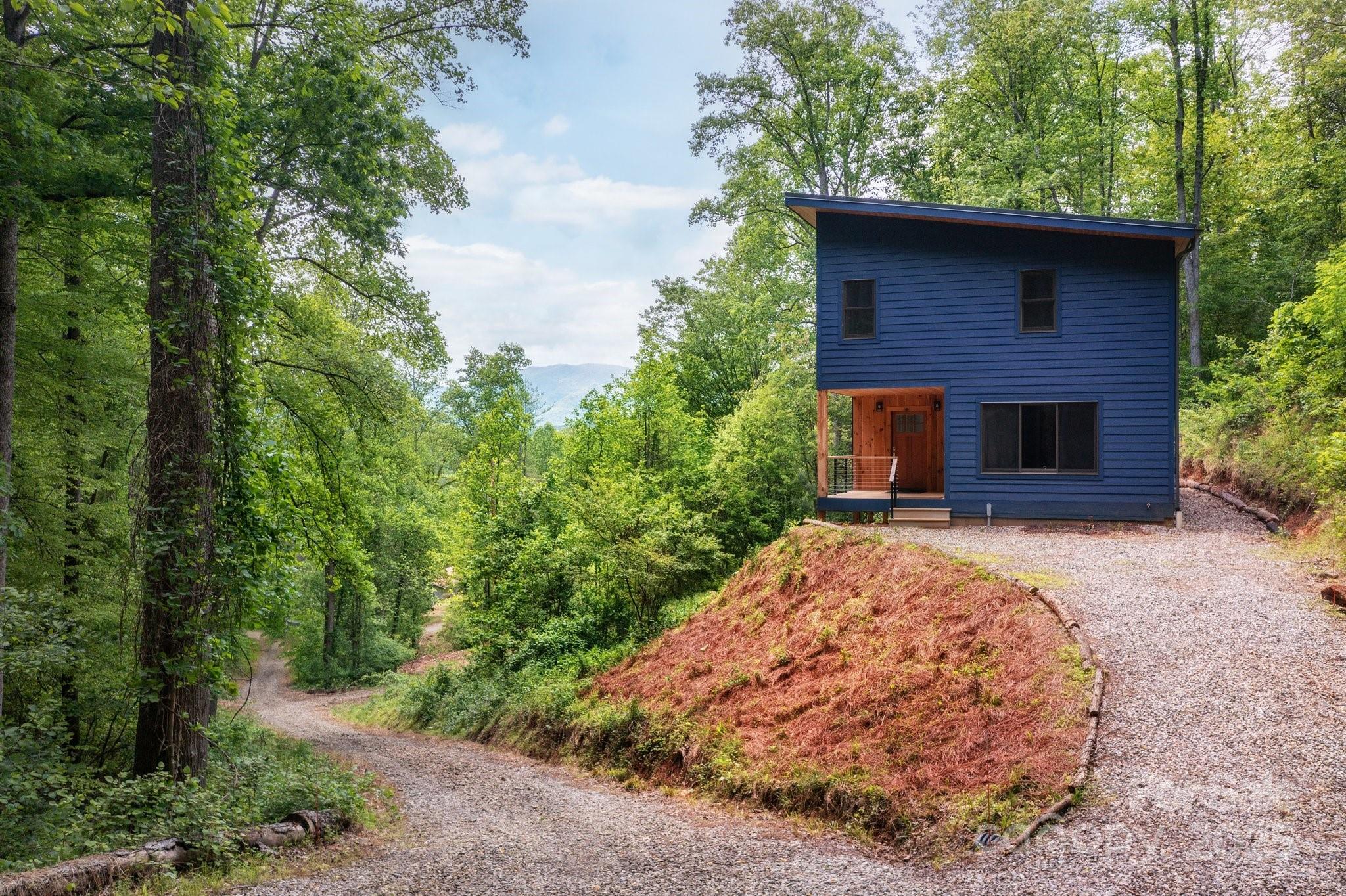 83 Mount Airy Road Property Photo 6