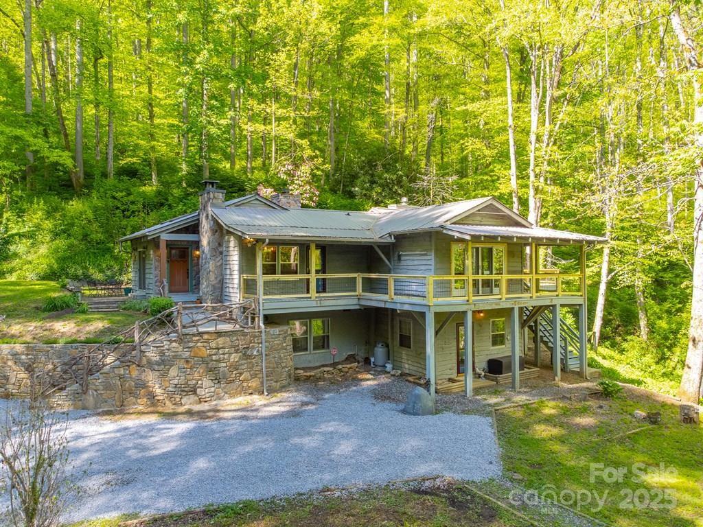 87 Old Cabin Cove Property Photo 1
