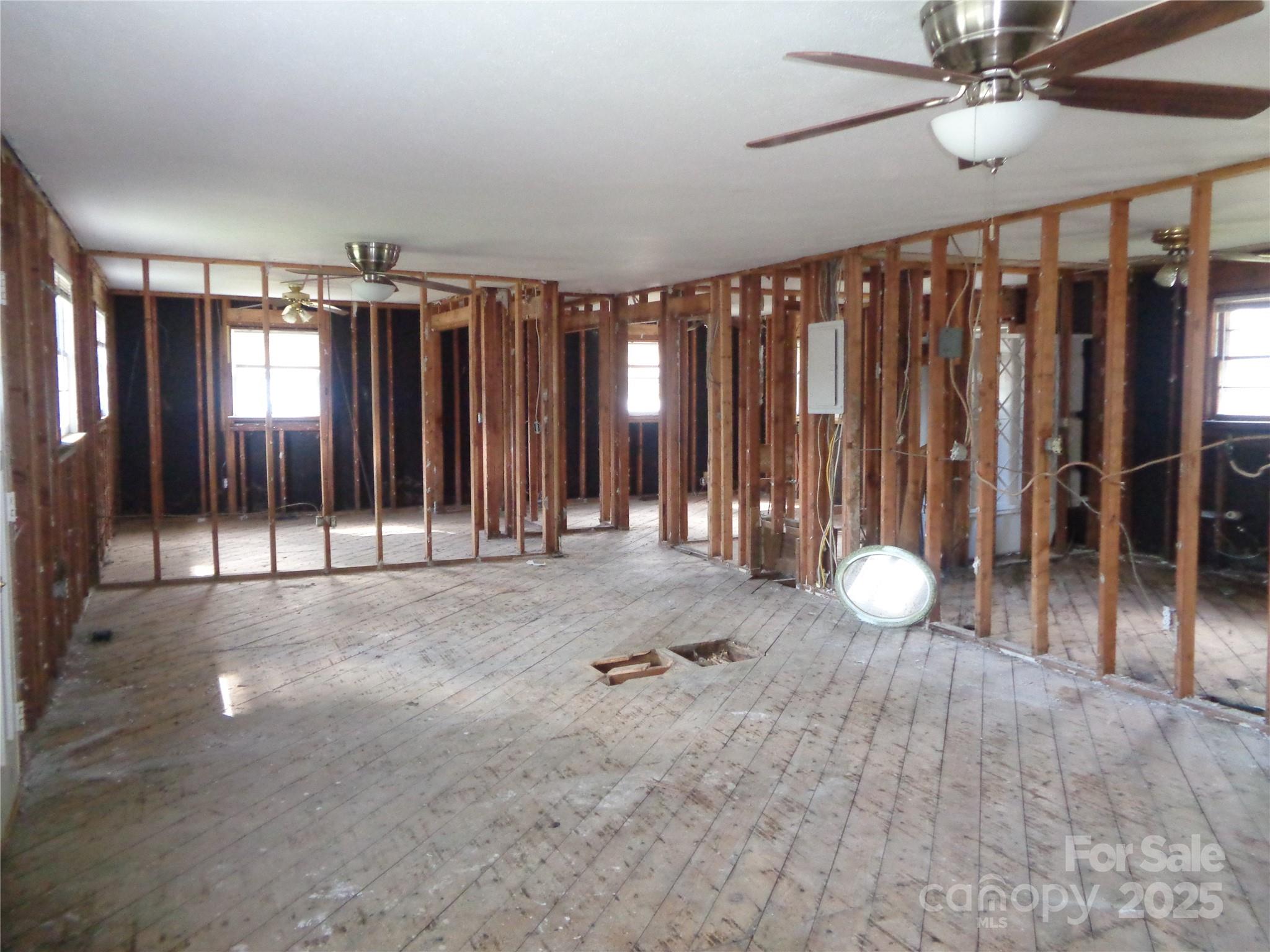 252 Rogers Street Property Photo 2