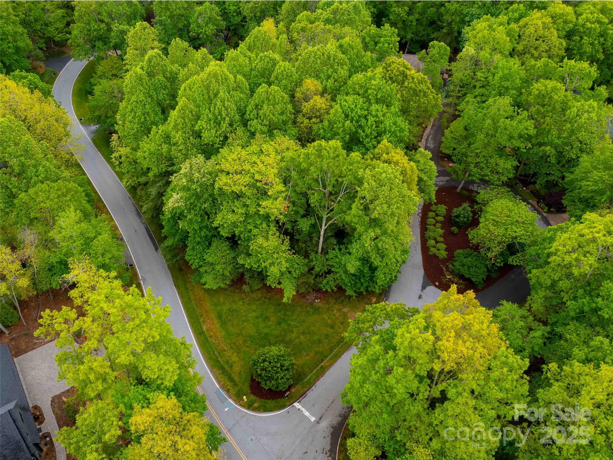 102 Little Cherokee Ridge 83 Property Photo 16