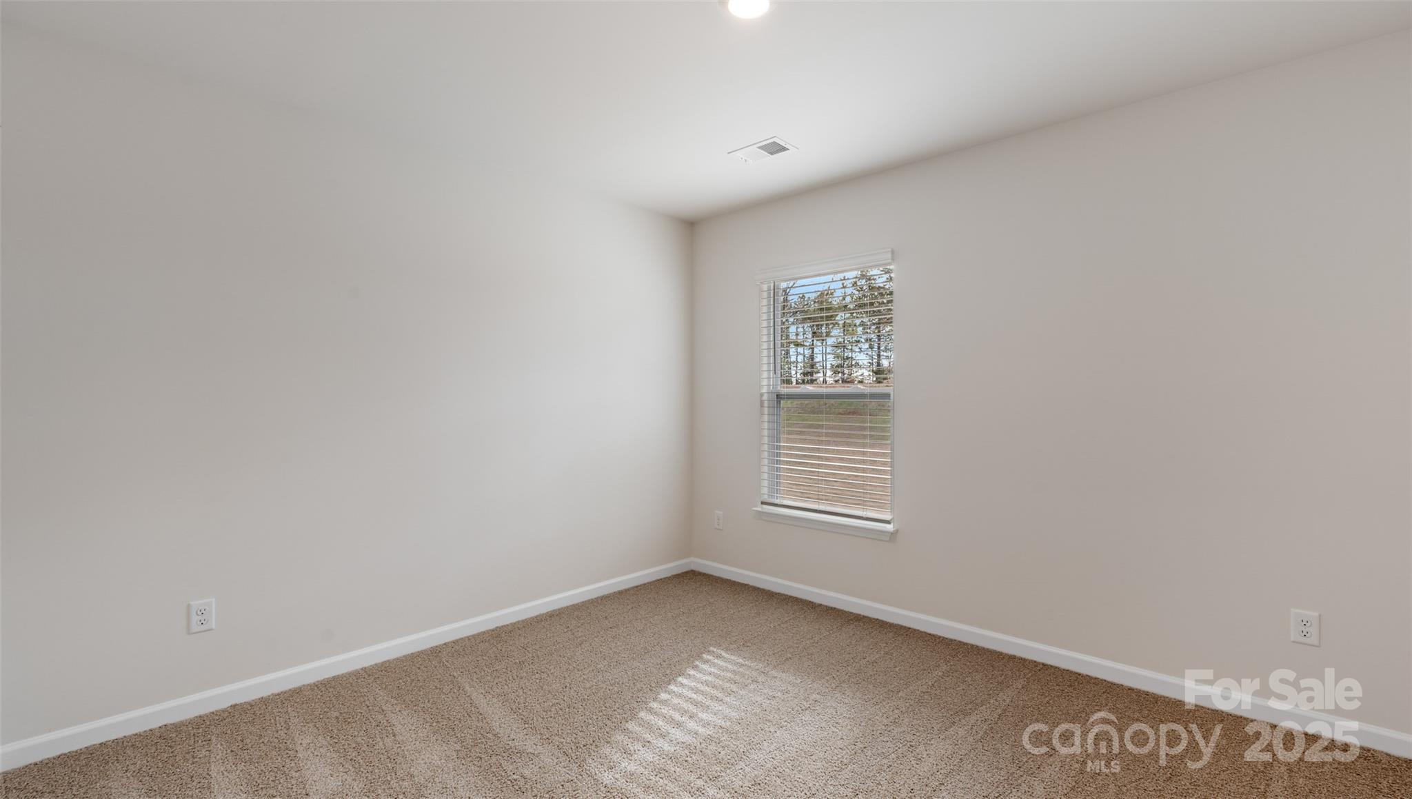 123 Creekwalk Lane Property Photo 8