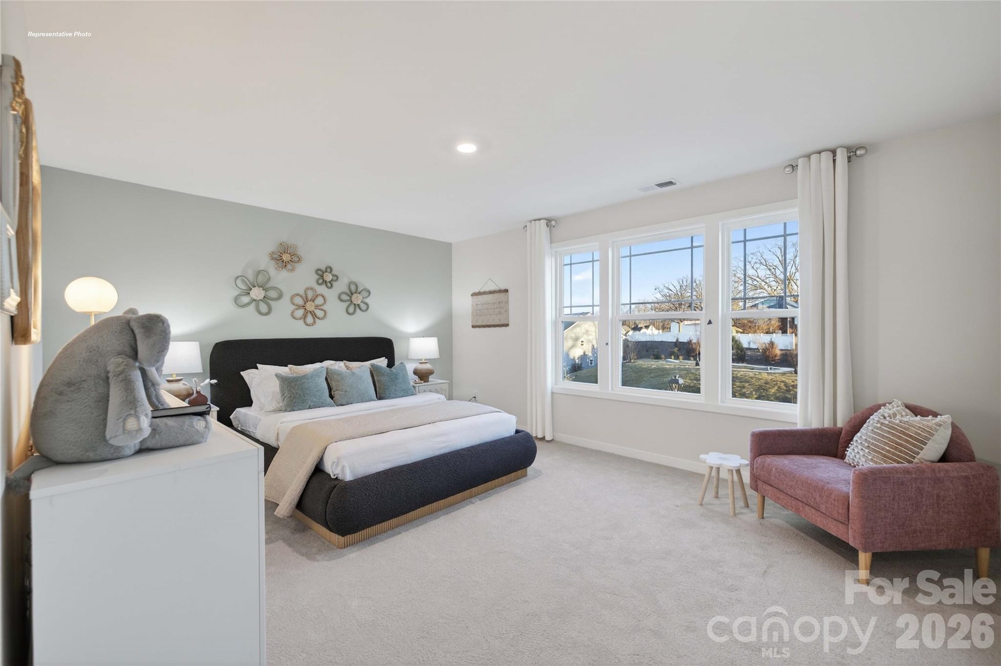 140 Ventnor Way Property Photo 17