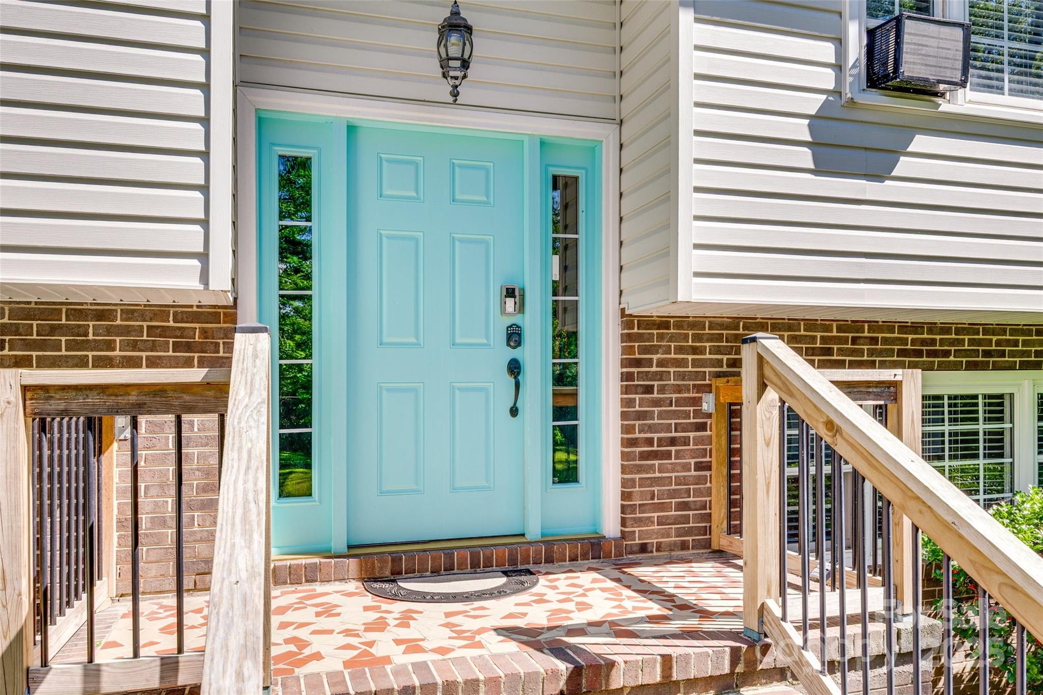 679 Fairforest Road Property Photo 2