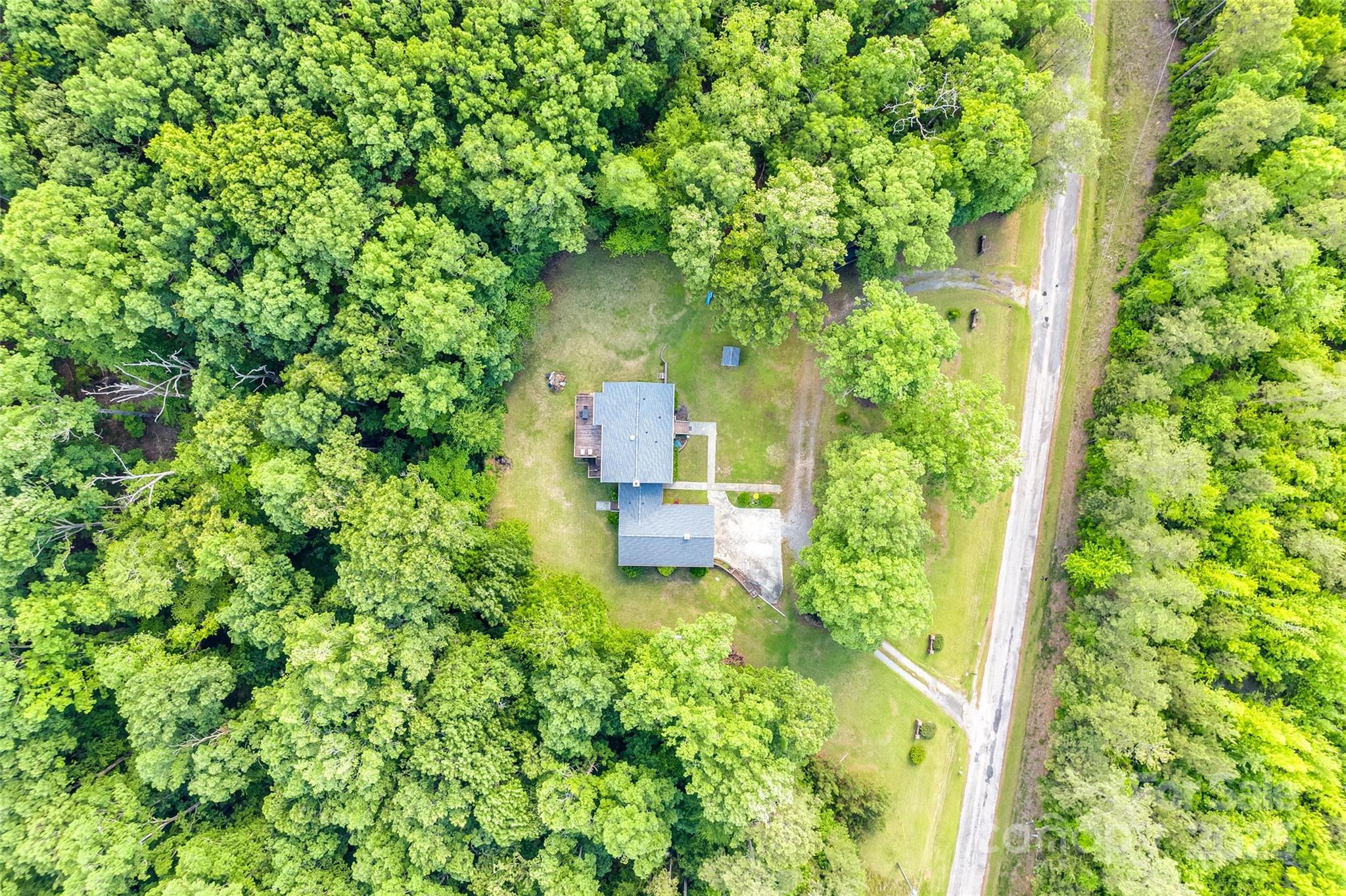 679 Fairforest Road Property Photo 25