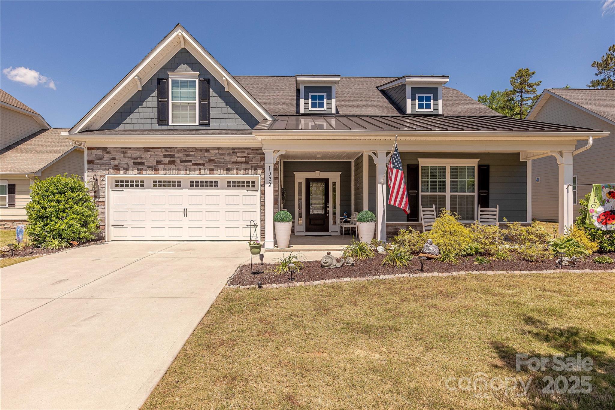 1022 Curling Creek Drive Property Photo 1
