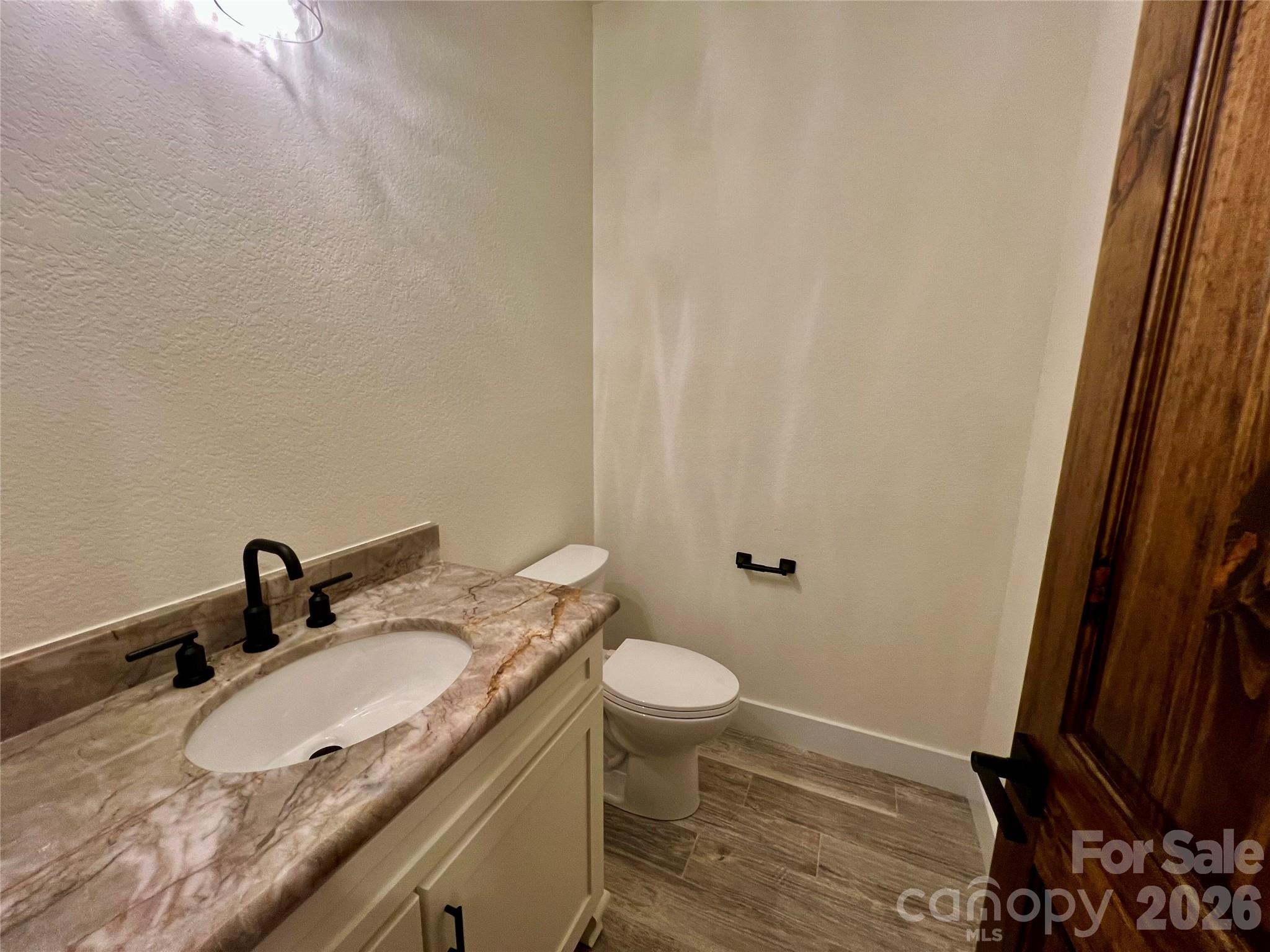 435 Soquili Drive Property Photo 12