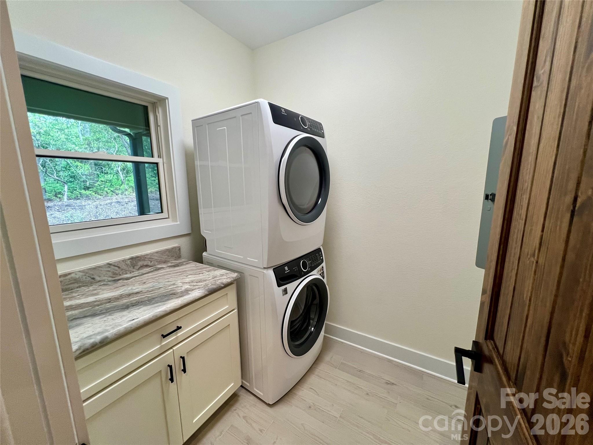 435 Soquili Drive Property Photo 13