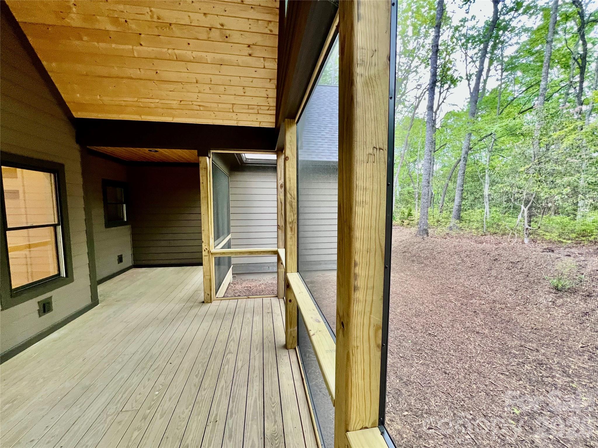 435 Soquili Drive Property Photo 23