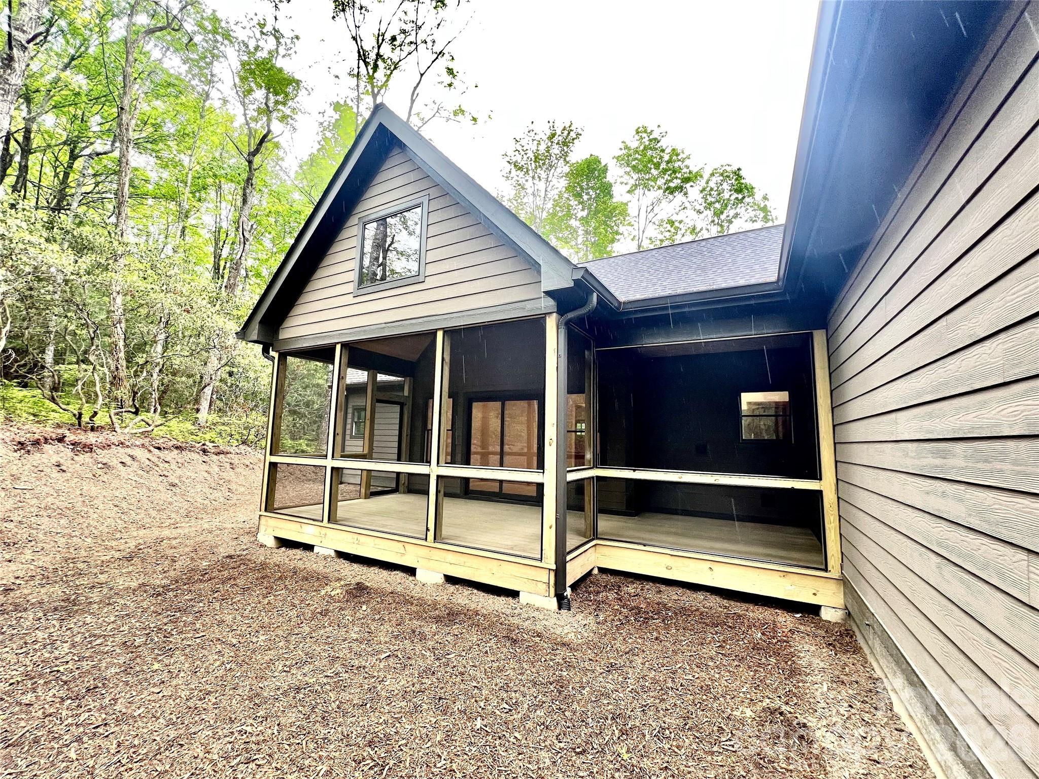 435 Soquili Drive Property Photo 25