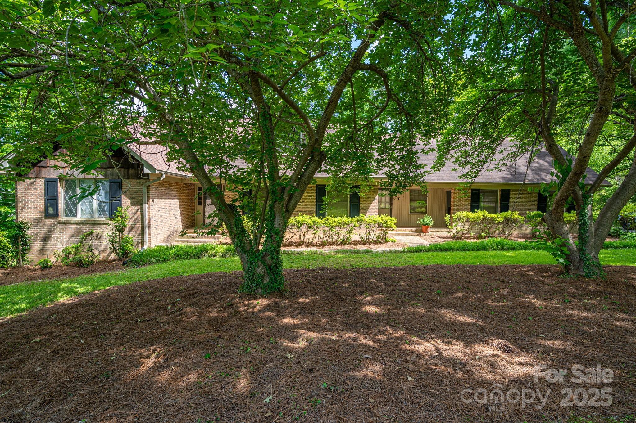 104 Ridge Drive Property Photo