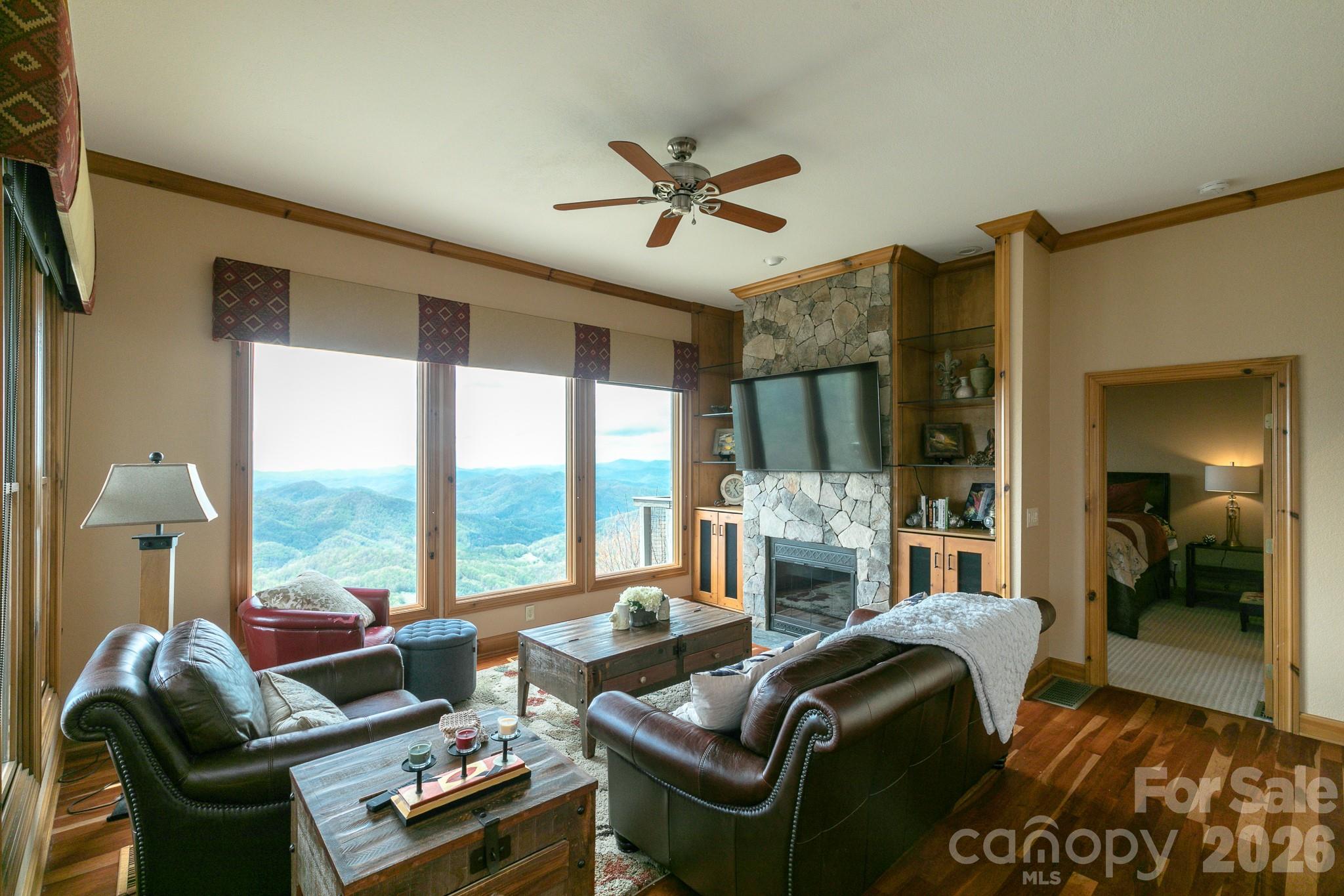 140 Slickrock Road F3 Property Photo 6