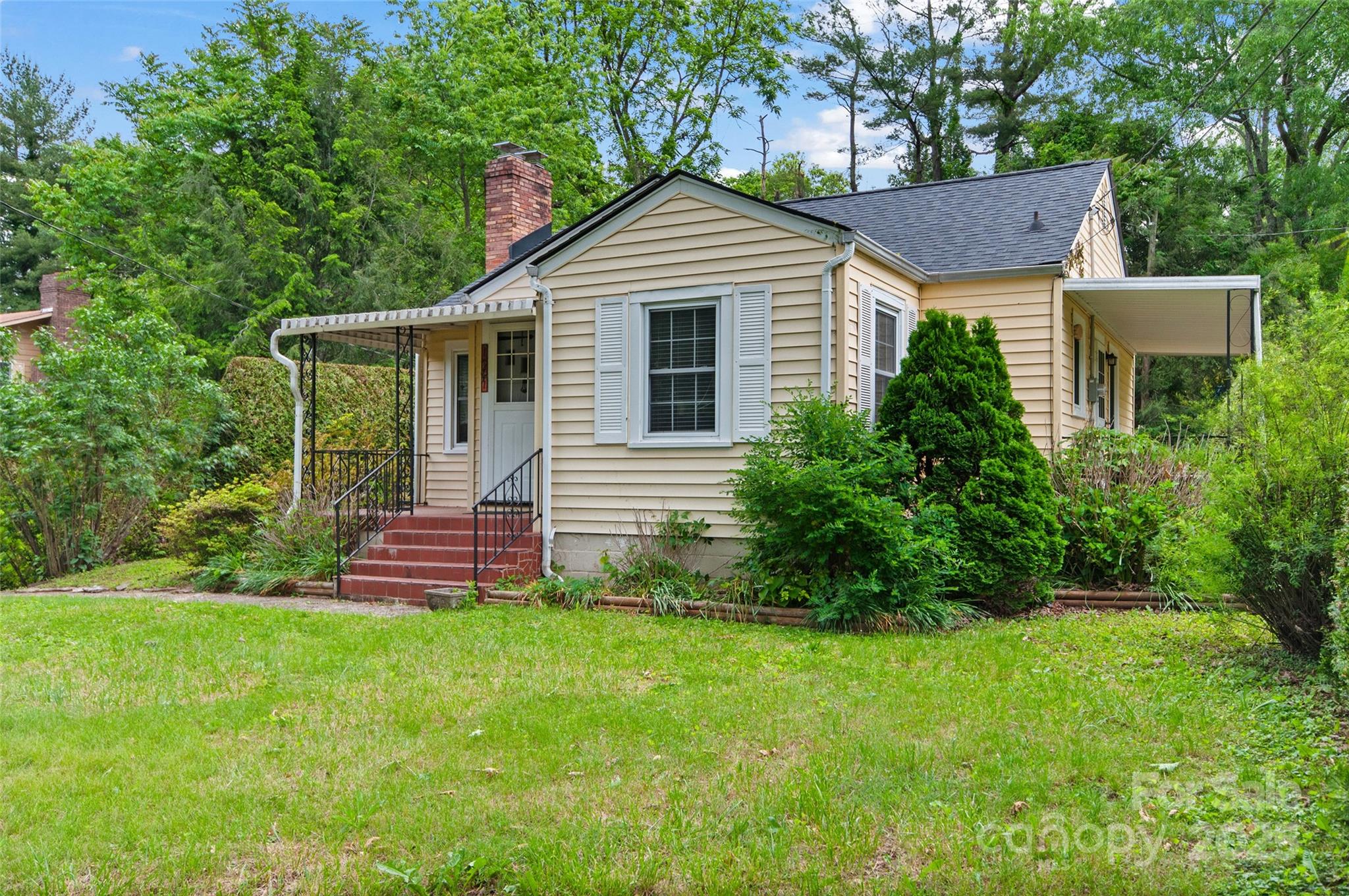 141 Elkwood Avenue Property Photo 1