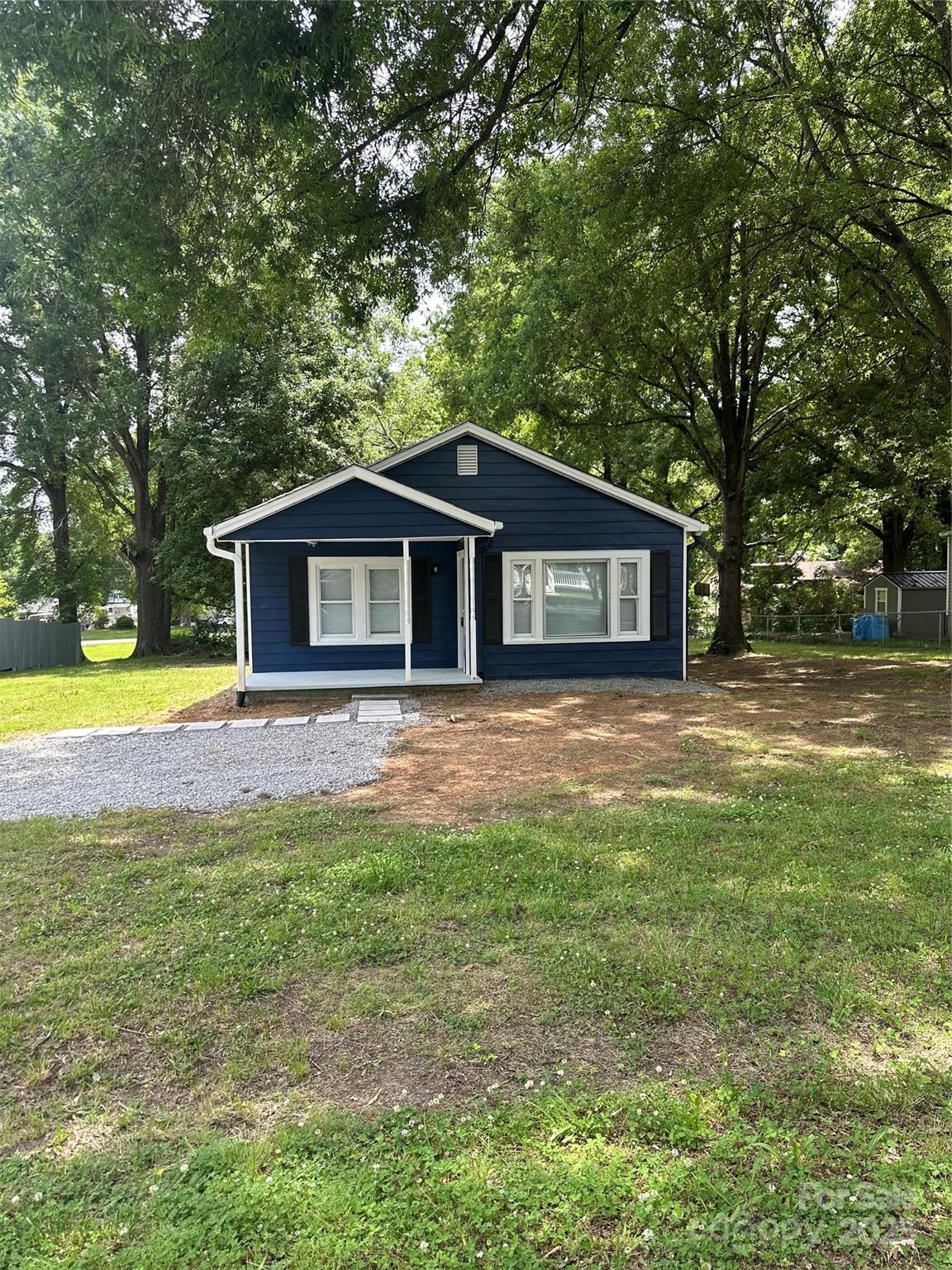 2123 W Sixth Avenue Property Photo 2