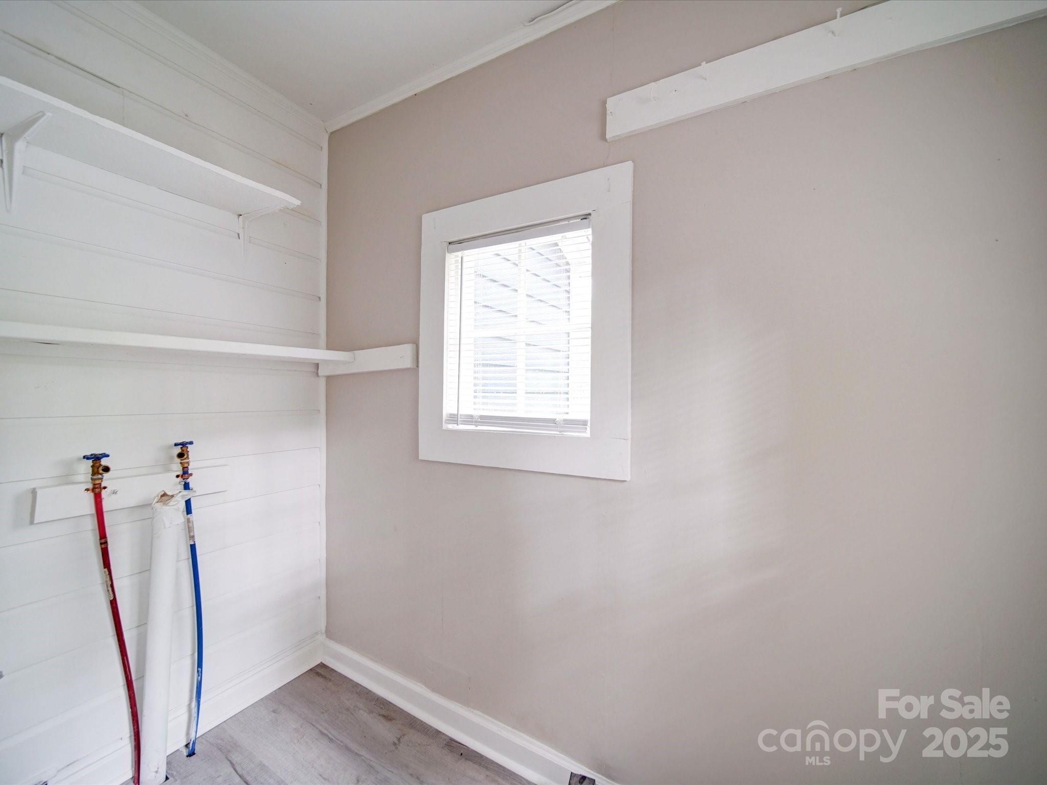 2123 W Sixth Avenue Property Photo 10