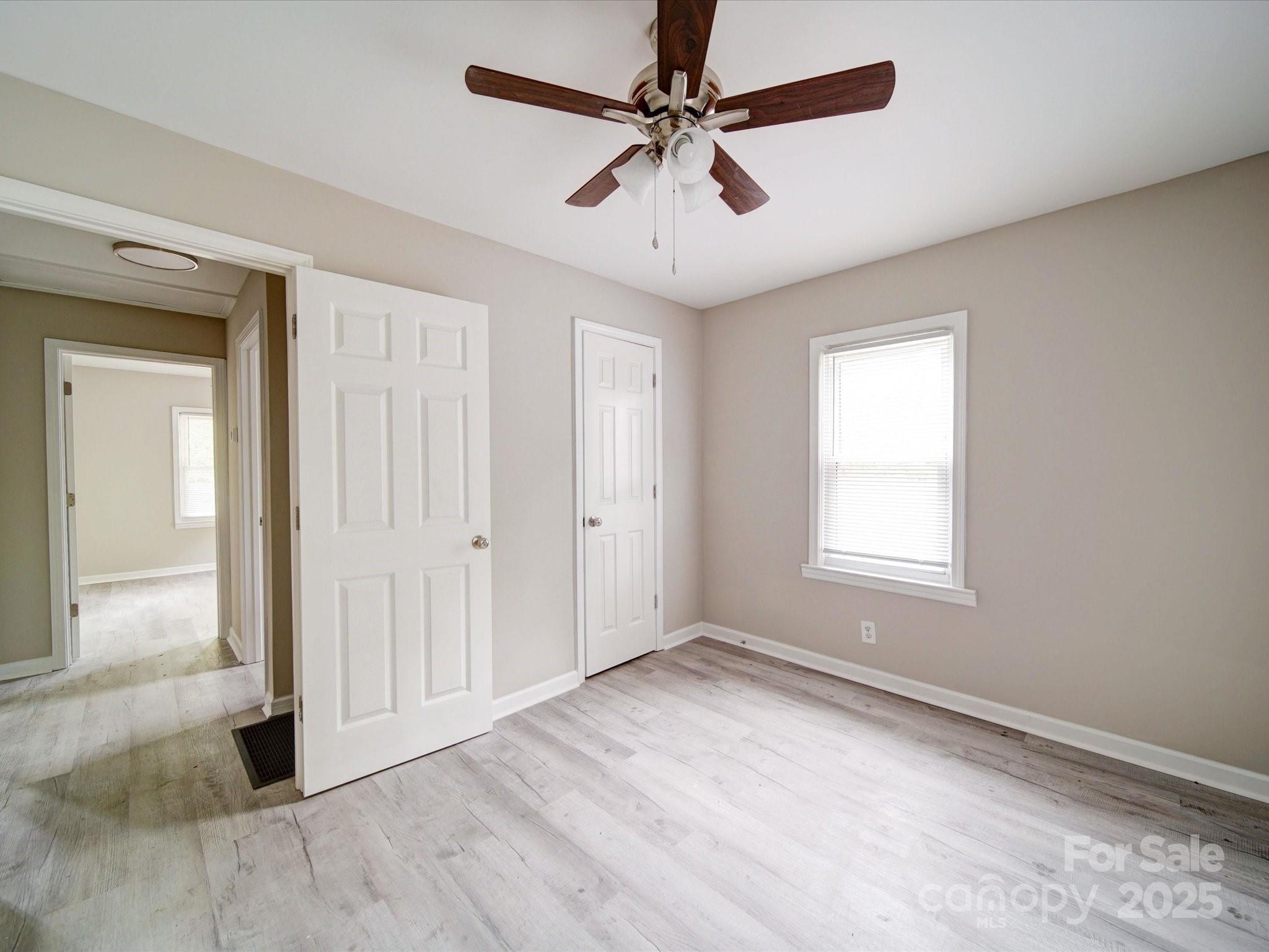 2123 W Sixth Avenue Property Photo 14