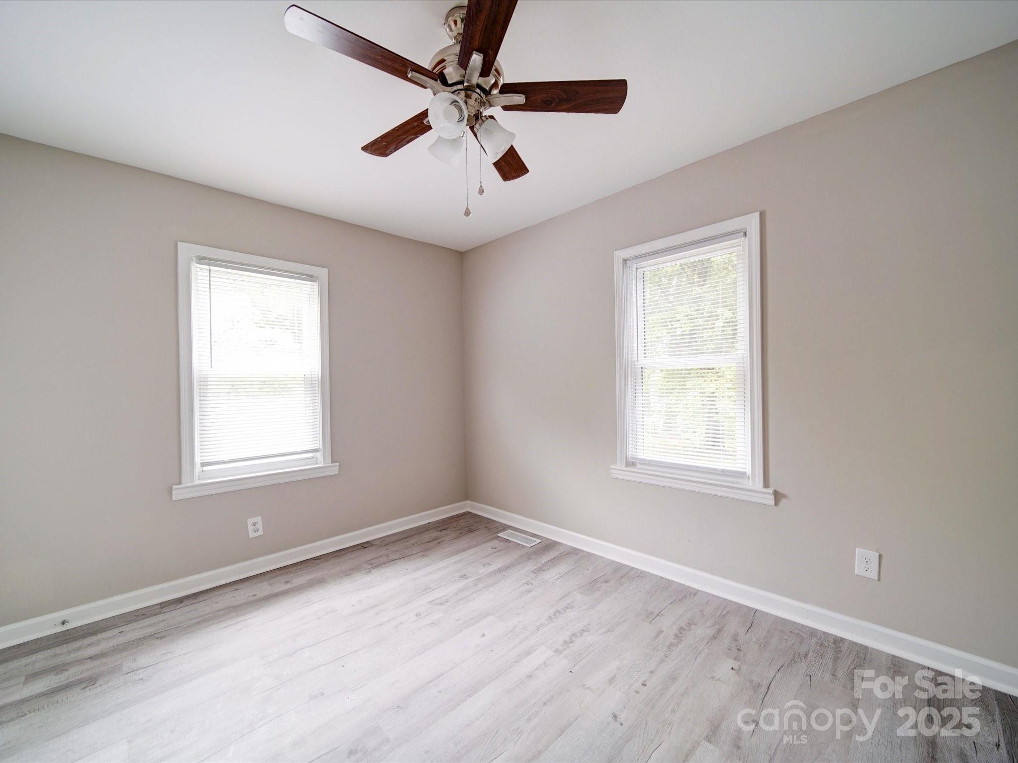 2123 W Sixth Avenue Property Photo 15