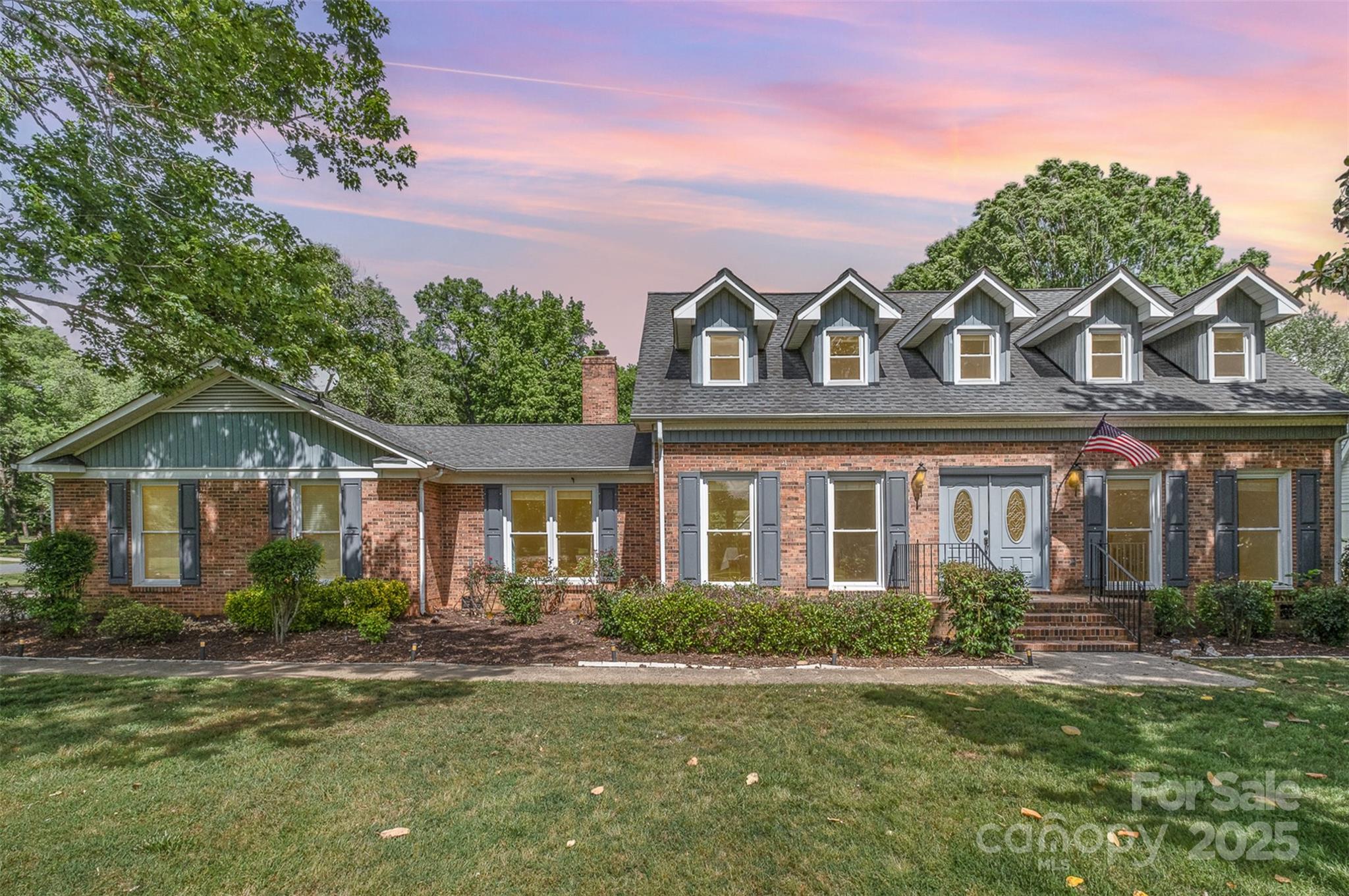 6040 Morris Farm Lane Property Photo