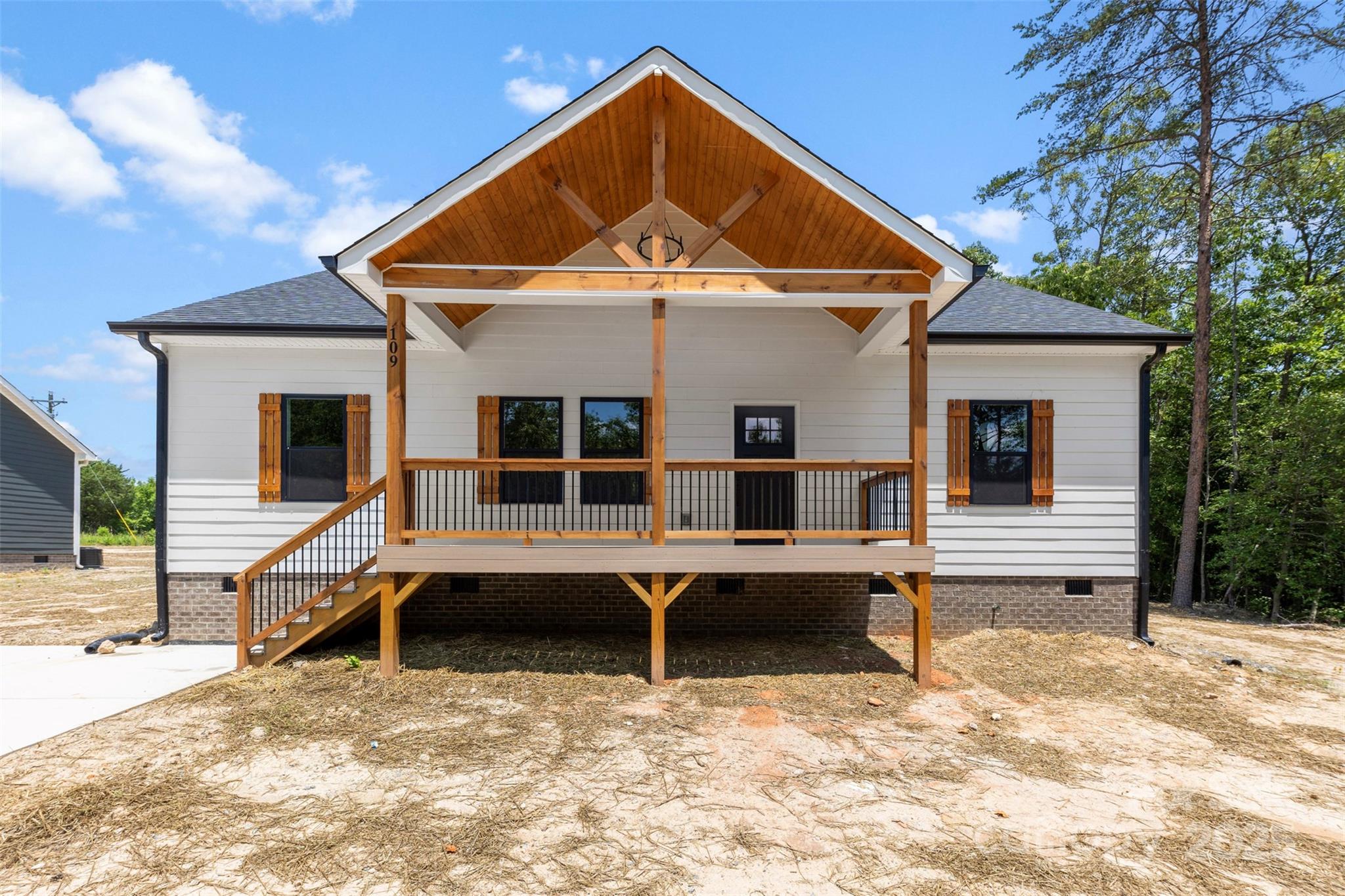 109 Darvee Road Property Photo 1