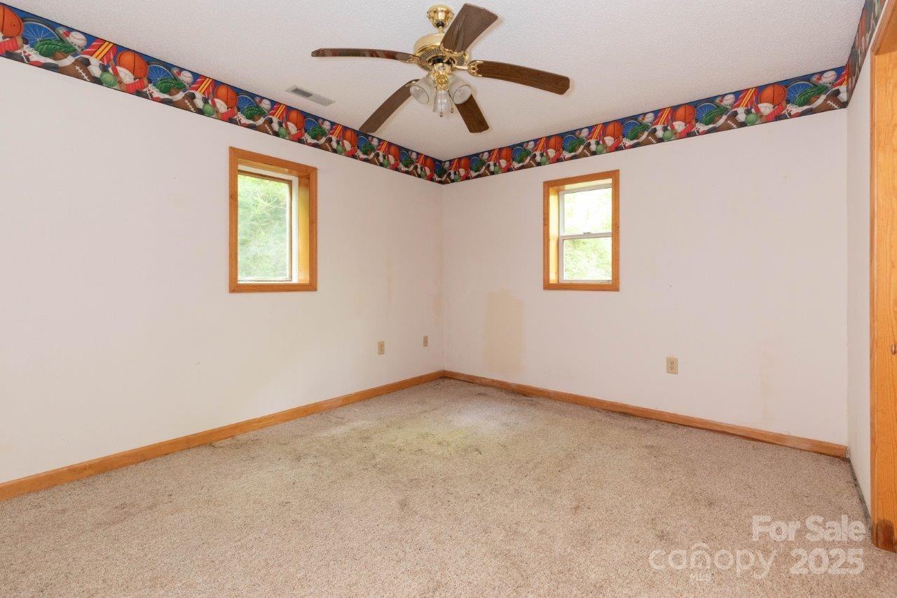 307 Five Star Drive Property Photo 6