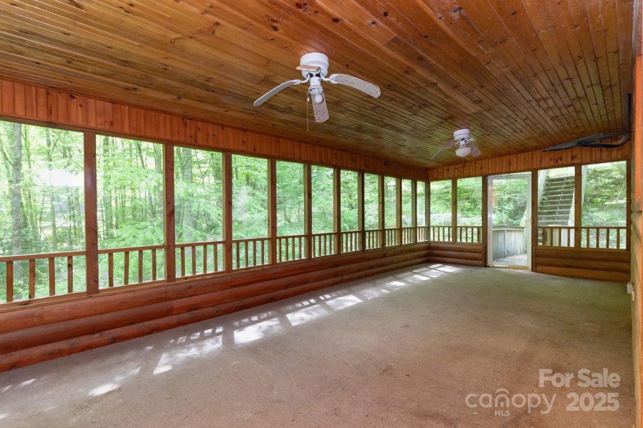 307 Five Star Drive Property Photo 20
