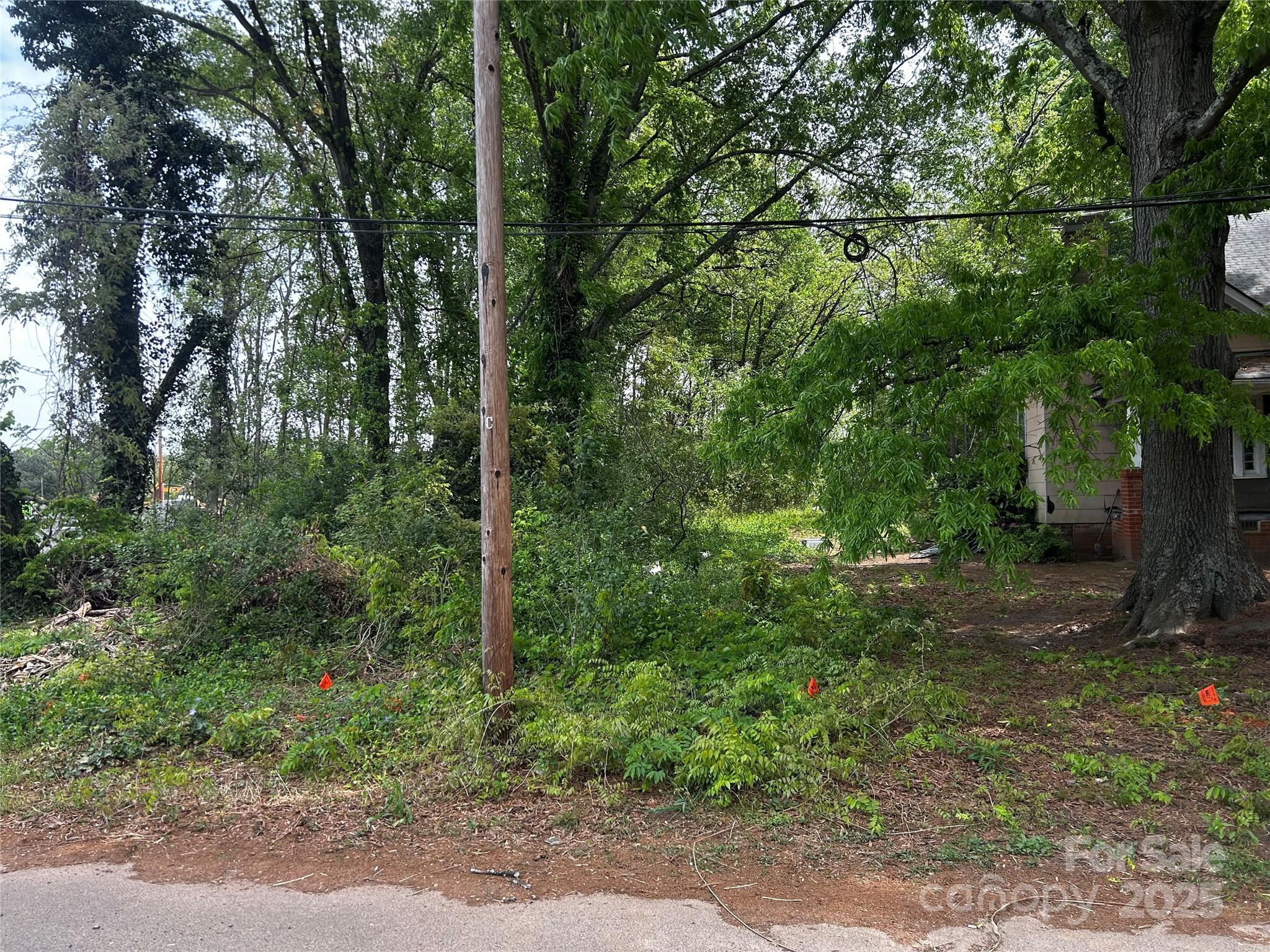 20232 Zion Avenue Property Photo 3